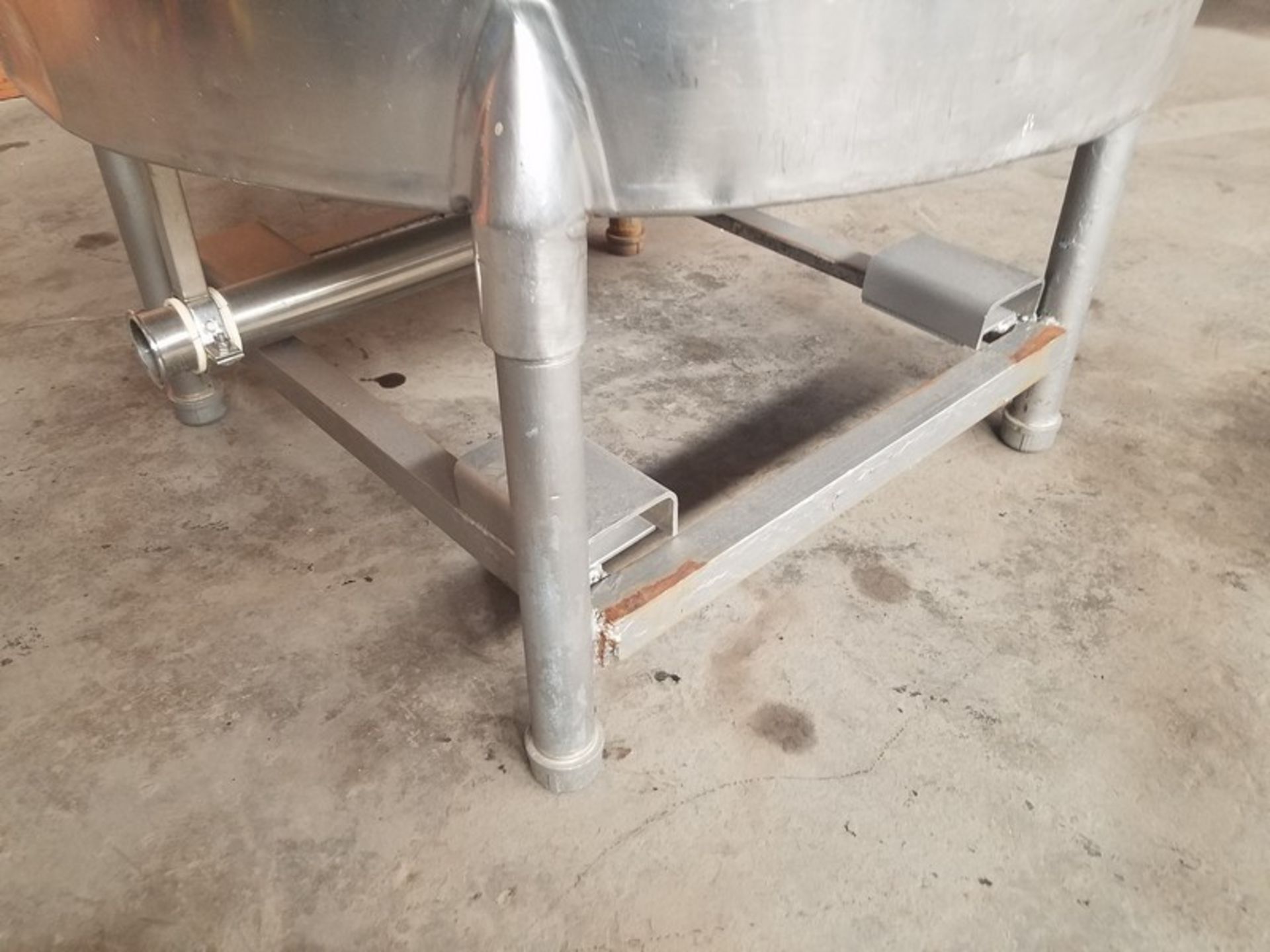 Aprox. 42" W x 48" H S/S Mixing Tank (Located Fort Worth, TX) (Loading Fee $150) - Image 2 of 4