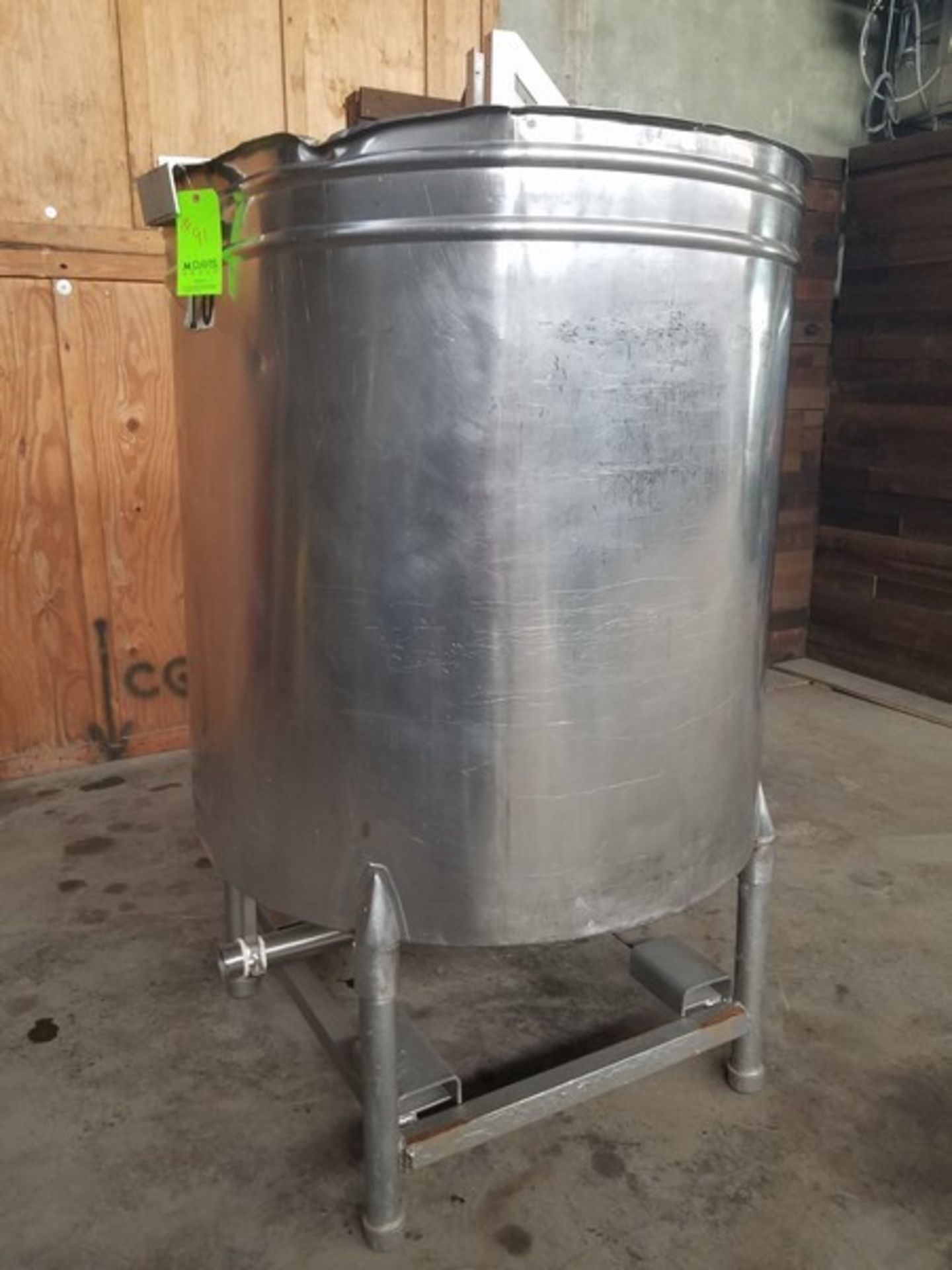 Aprox. 42" W x 48" H S/S Mixing Tank (Located Fort Worth, TX) (Loading Fee $150)
