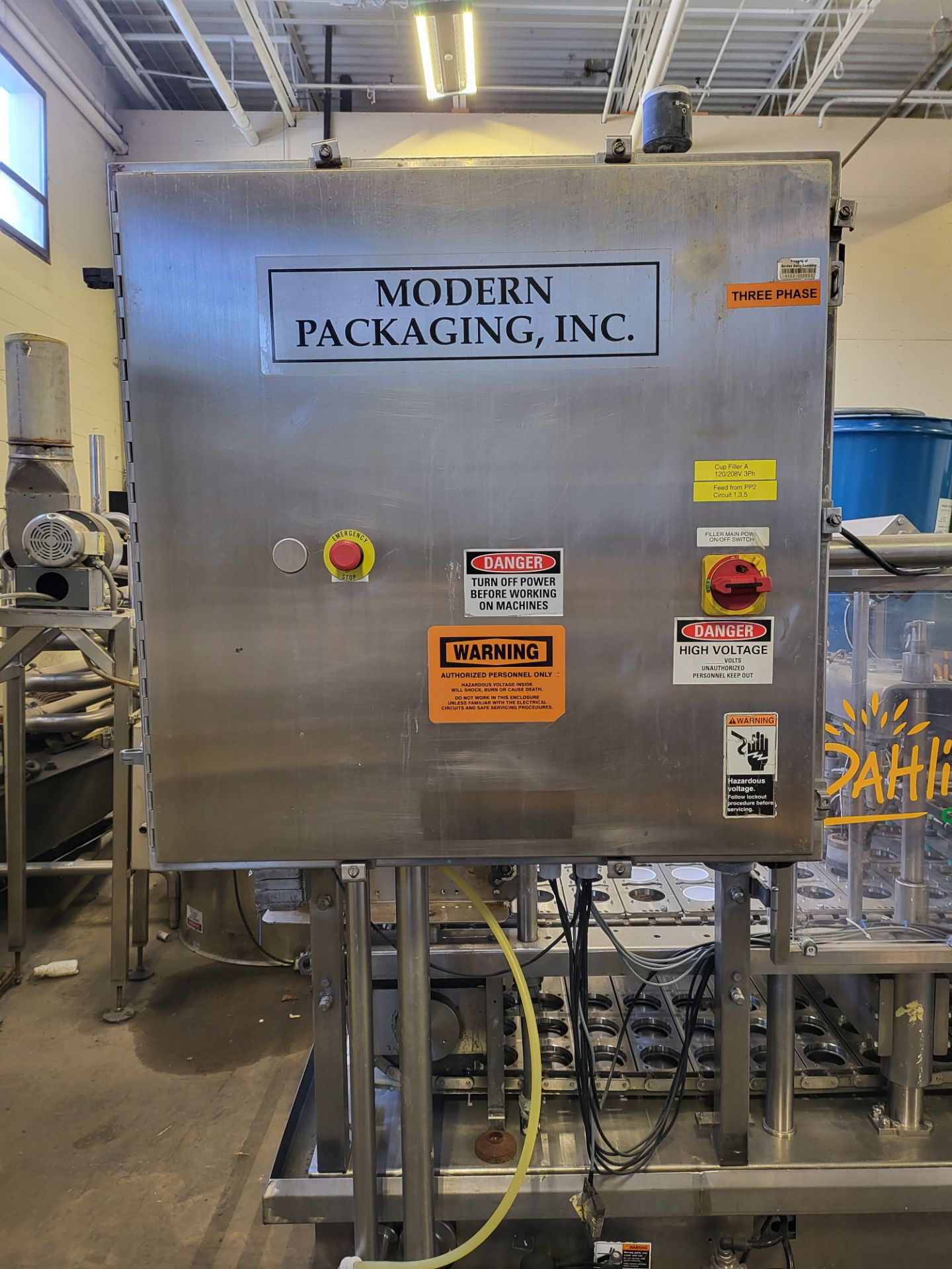 MODERN PACKAGING CUP FILLER, 6-WIDE, ALLEN BRADLEY SLC CPU PLC (LOCATED LEOMINSTER, MA) - Image 2 of 13