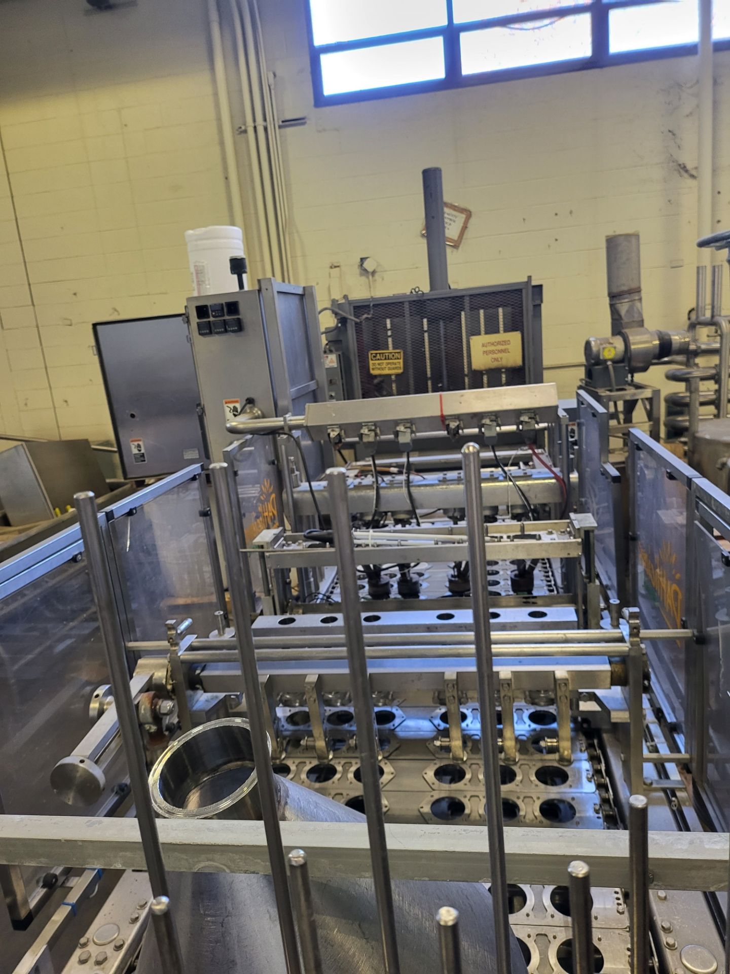 MODERN PACKAGING CUP FILLER, 6-WIDE, ALLEN BRADLEY SLC CPU PLC (LOCATED LEOMINSTER, MA) - Image 6 of 13