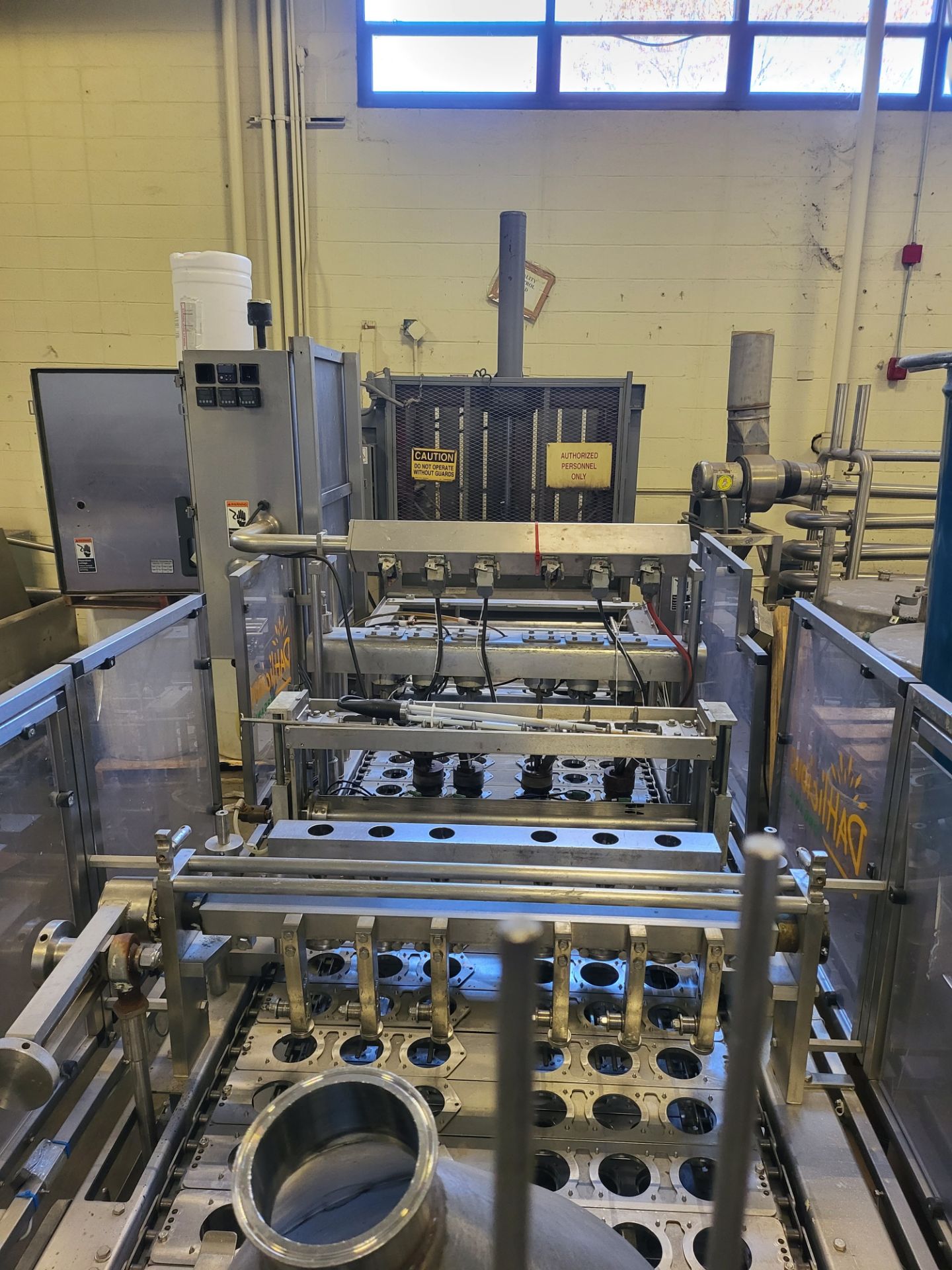 MODERN PACKAGING CUP FILLER, 6-WIDE, ALLEN BRADLEY SLC CPU PLC (LOCATED LEOMINSTER, MA) - Image 7 of 13