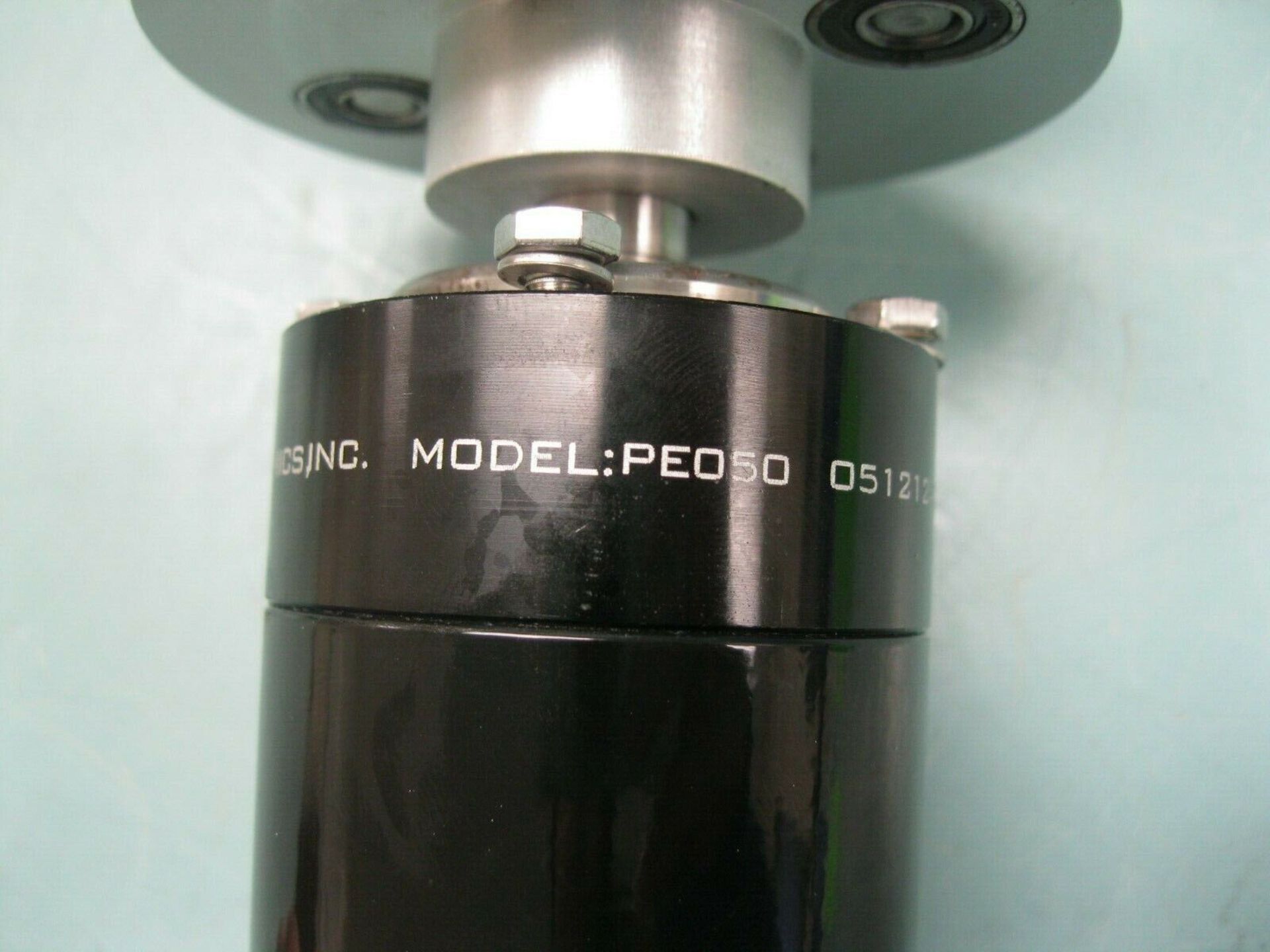 Lot of (38) Apex Dynamics Model PE050 003:1 Gearhead Reducer (Located Springfield, NH) (Loading - Image 5 of 8