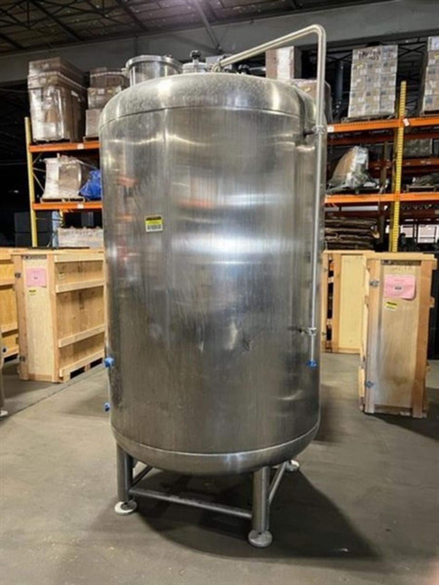 Fronhofer 25BBL (775 gallon) S/S Brite Tank, S/N 025B-001 - 119" tall x 57-1/2" diameter, CIP ball & - Image 2 of 7