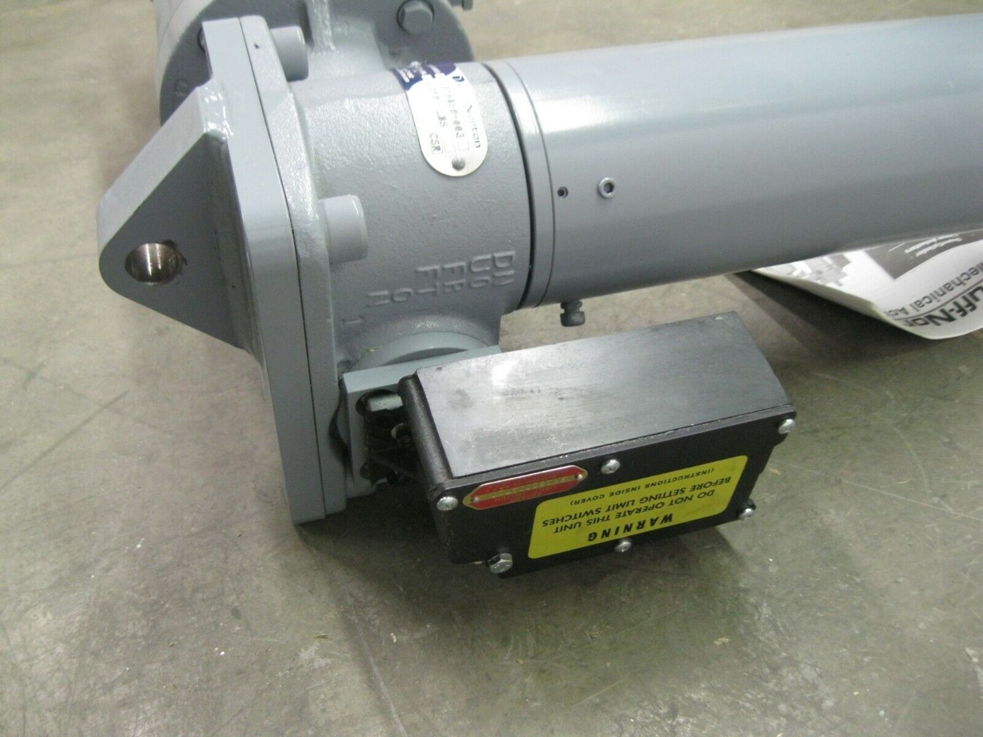 Duff-Norton W1008B50-003 SuperCylinder Linear Actuator 11,000 LBS NEW(Located Springfield, NH) ( - Image 3 of 7