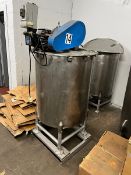 Used approximately 100 gallon stainless steel vertical tank. Approximately 30" diameter X 36"