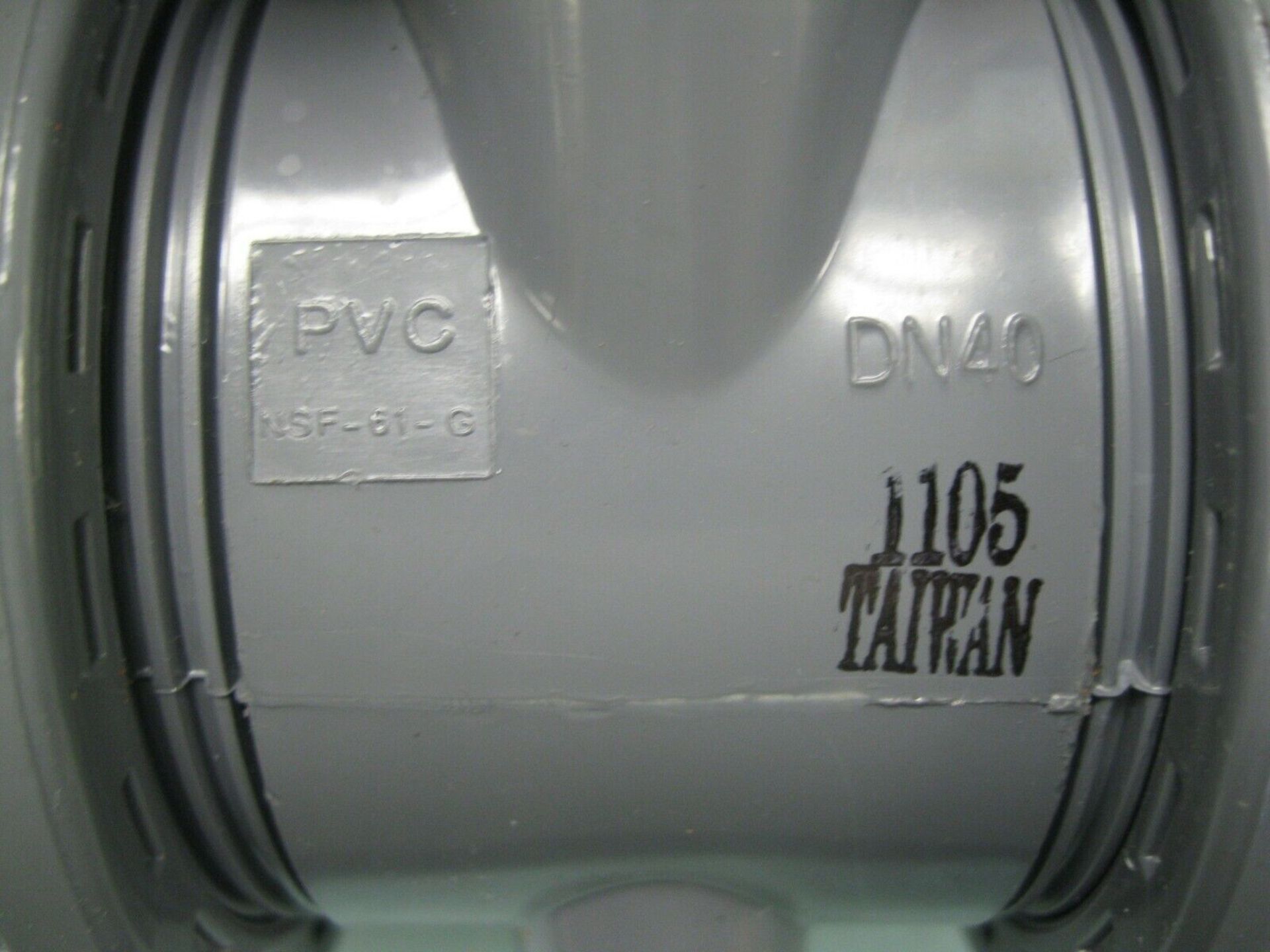Lot of (48) 1-1/2" Parker True Gray Union PVC Ball Valve Socket Slip Solvent/Thread NEW (Located - Image 4 of 4