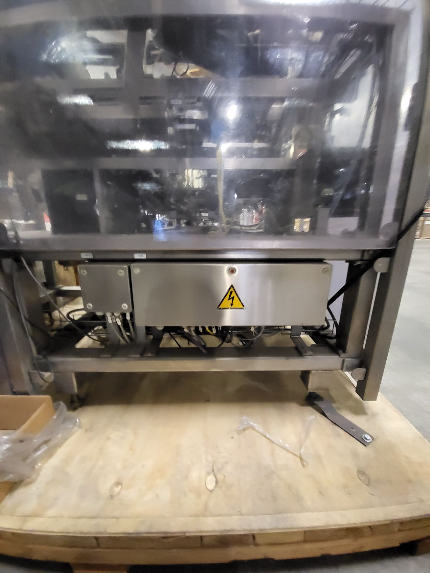 A&F CASE PACKER, NORDSON HOT MELT GLUE POT (LOCATED LEOMINSTER, MA) (NOTE: UNINSTALLED UNIT) - Image 5 of 12