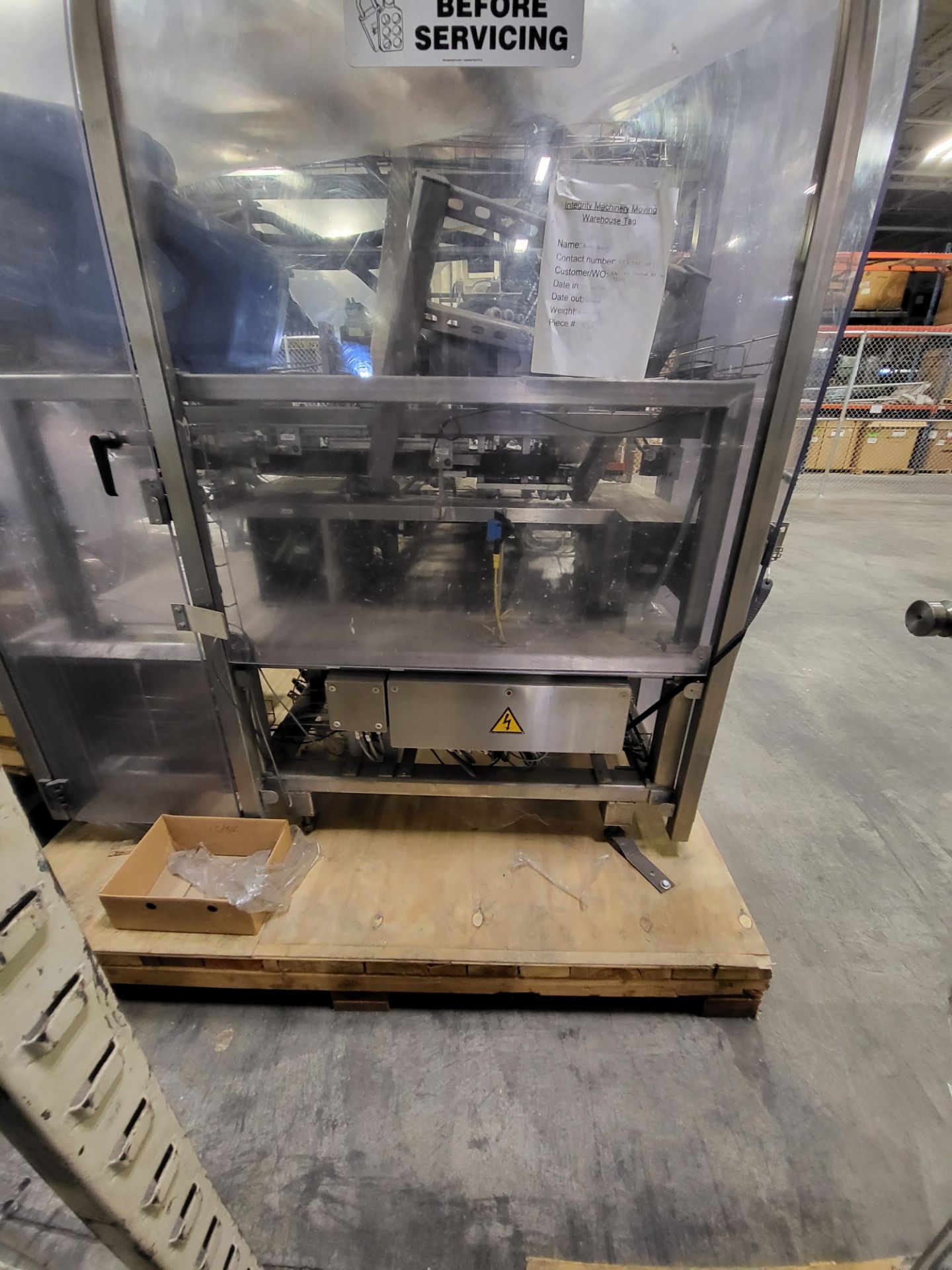 A&F CASE PACKER, NORDSON HOT MELT GLUE POT (LOCATED LEOMINSTER, MA) (NOTE: UNINSTALLED UNIT) - Image 4 of 12