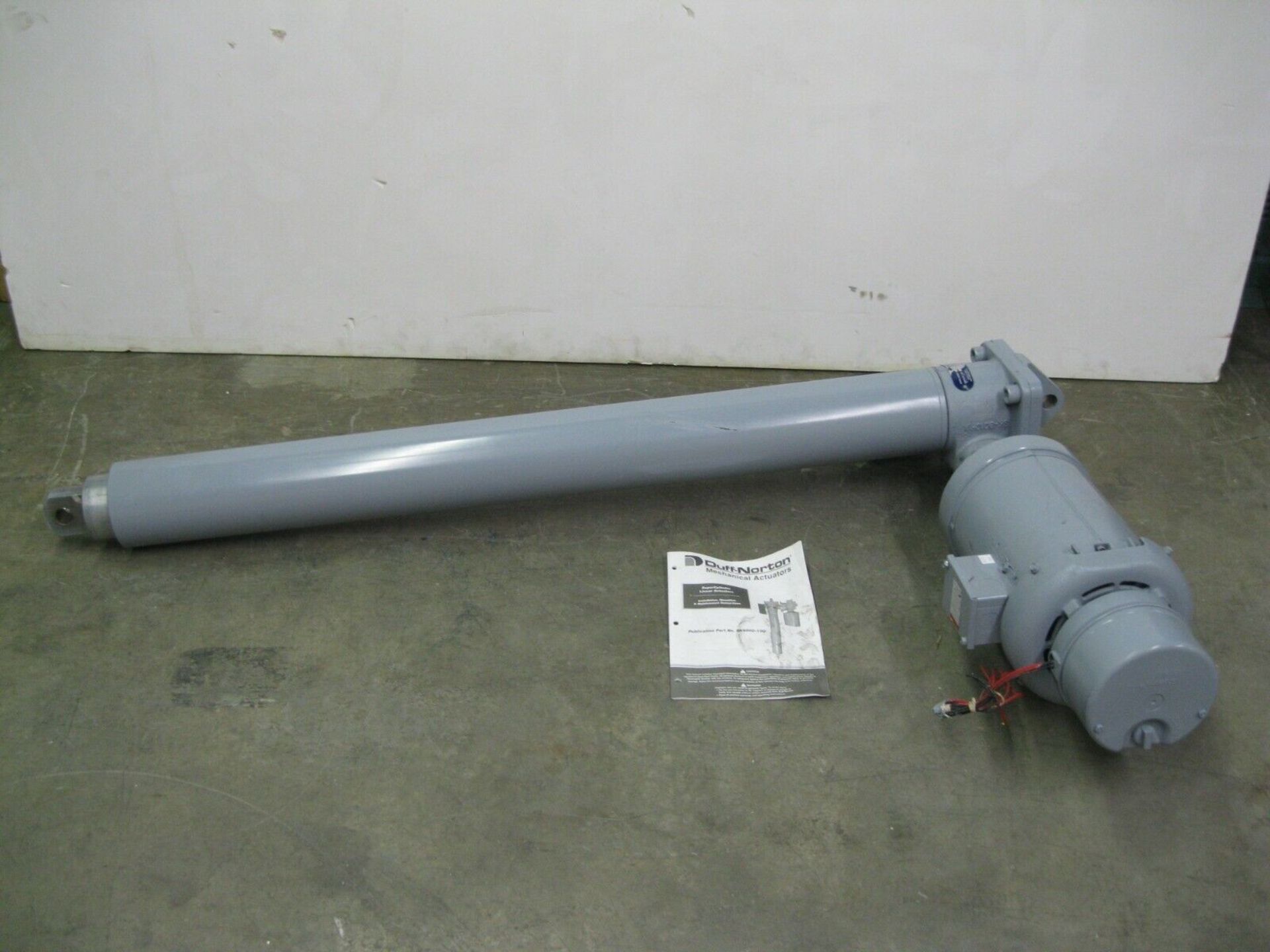 Duff-Norton W1008B50-003 SuperCylinder Linear Actuator 11,000 LBS NEW(Located Springfield, NH) (