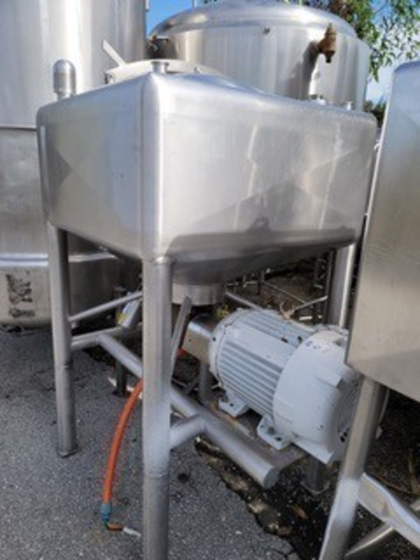 APV 100 Gal. S/S Liquiverter, Model CLV-100 with CIP Sprayball, Side Driven 25 hp Motor, 3 Phase, 60 - Image 2 of 5