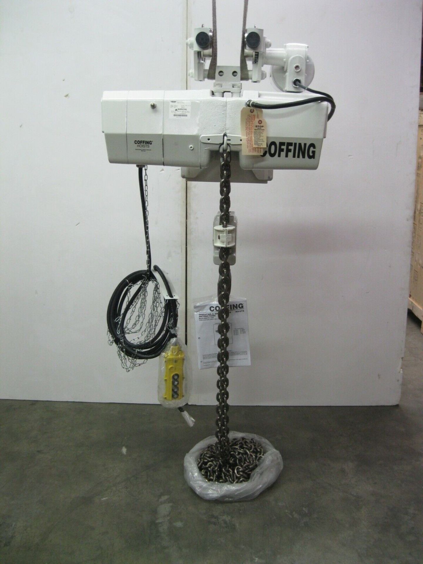 Coffing ECMT6016-3 Chain Hoist 2.75 Ton Rated Load 3 HP NEW (Located Springfield, NH) (Loading