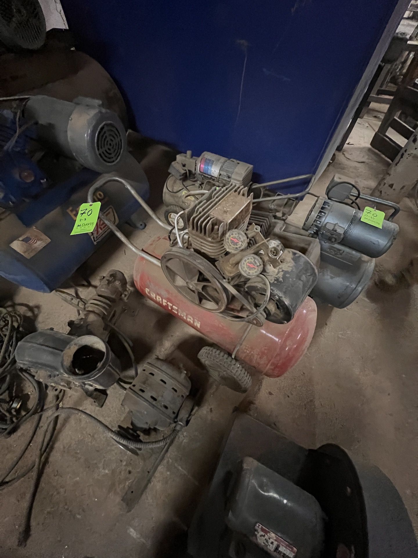 (3) BROKEN AIR COMPRESSORS