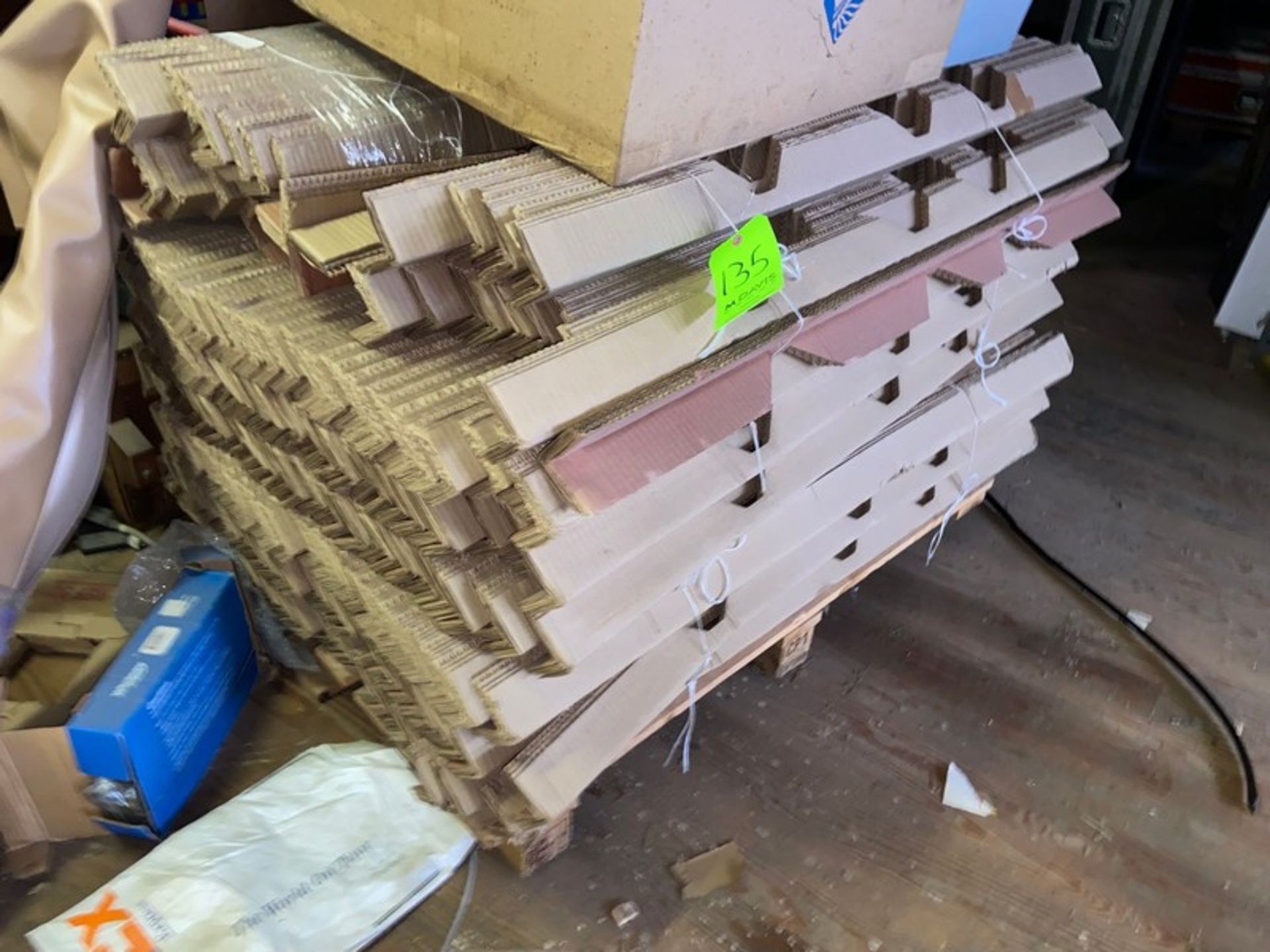 Pallet of Cardboard Corners (LOCATED IN PITTSBURGH, PA)