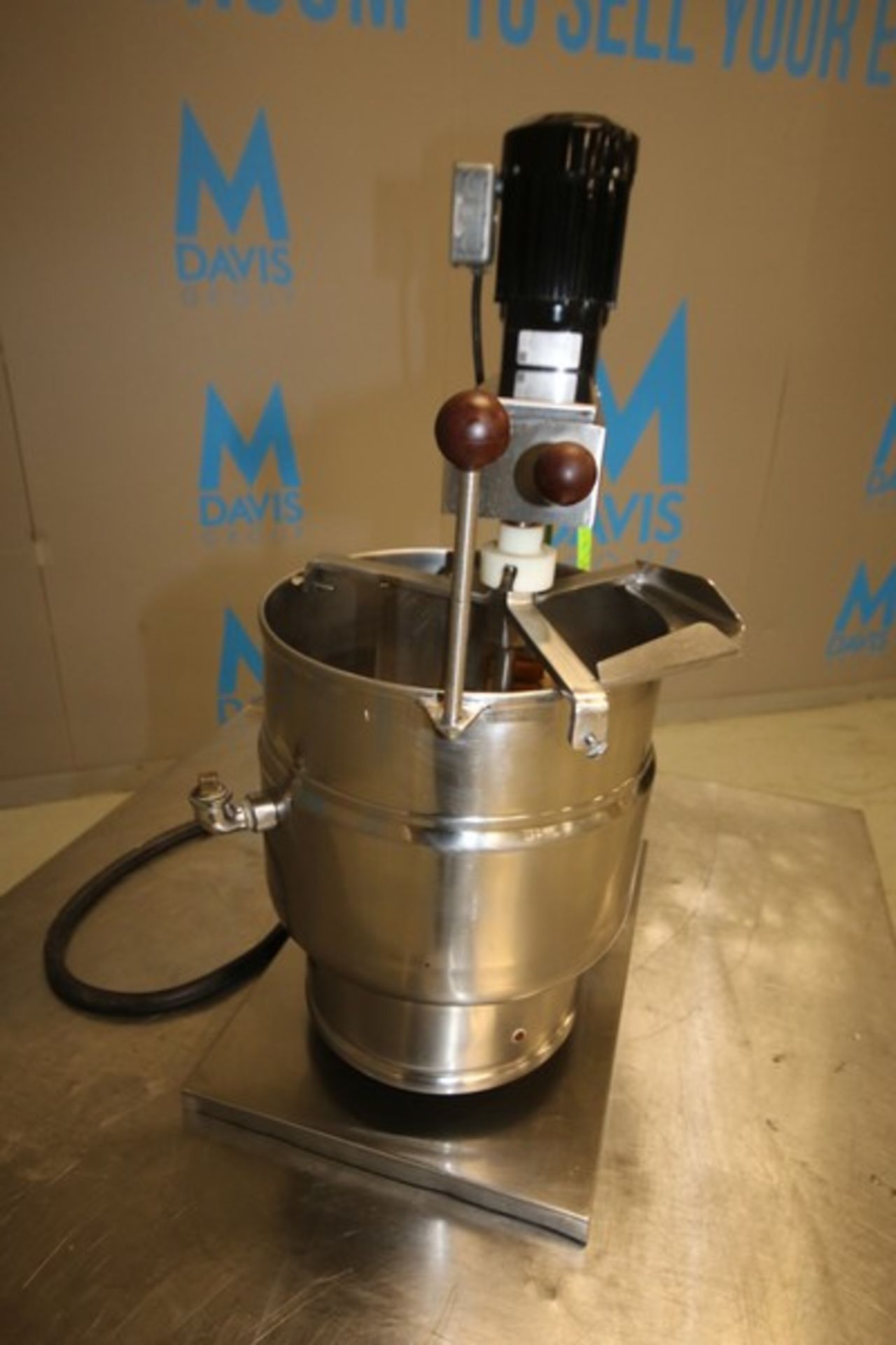 Groen 20 Quart Electric Countertop Steam Jacketed S/S Kettle, Model TDB/7-20, SN 111023, Max WP 50 - Image 2 of 10