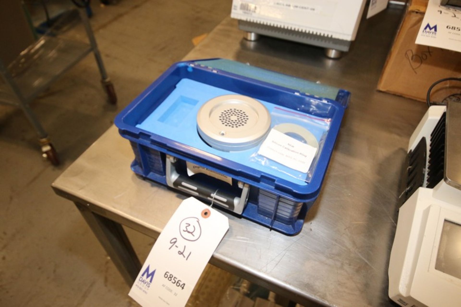 EM Calibration Ring, M/N DA-100, S/N 15022, with Hard Case (INV#68564)(LOCATED AT MDG AUCTION