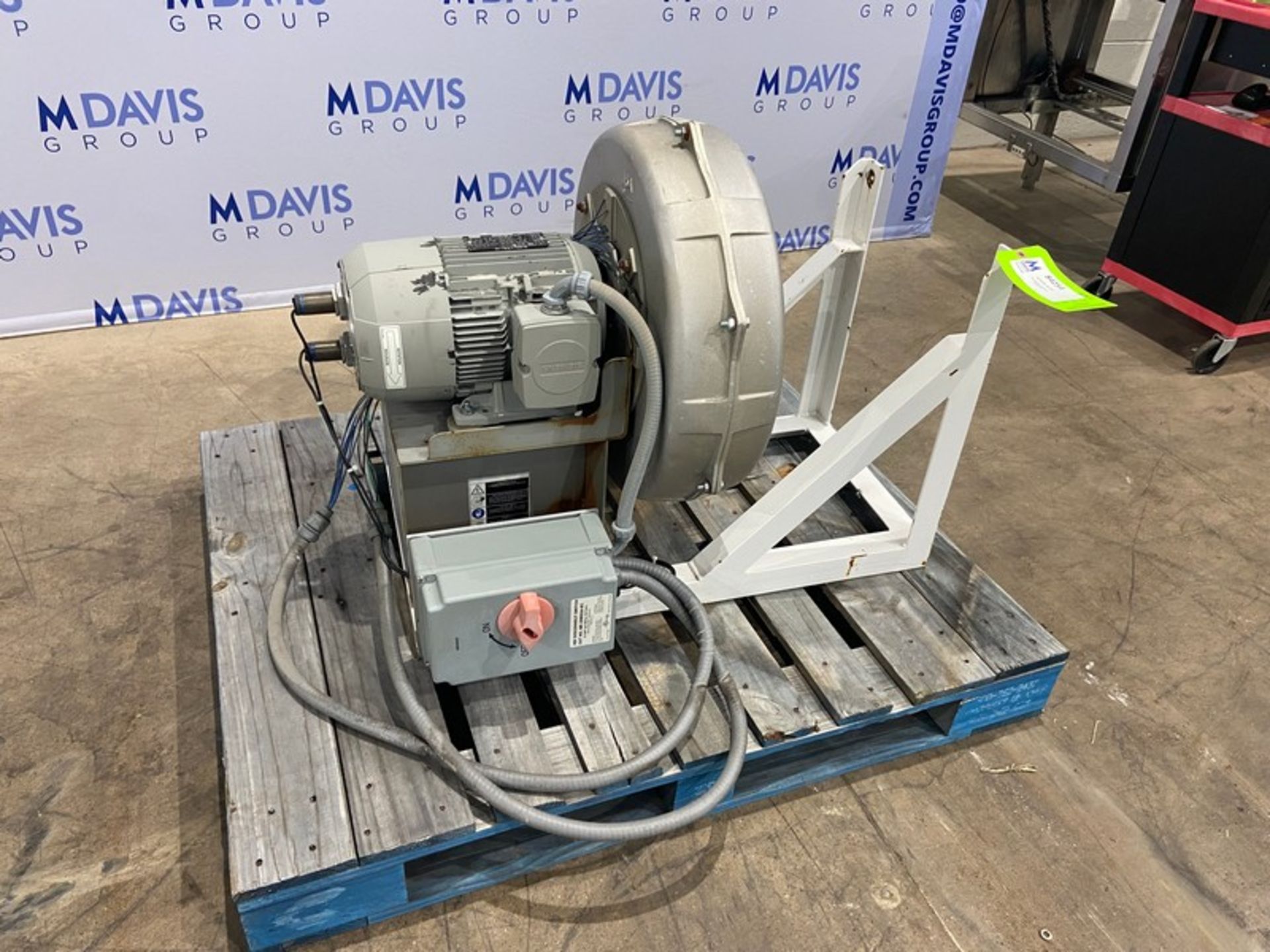 3 hp Blower,with Siemens 1760/1465 RPM Motor, 208-230/460 Volts, 3 Phase, Mounted on Mild Steel - Image 2 of 7