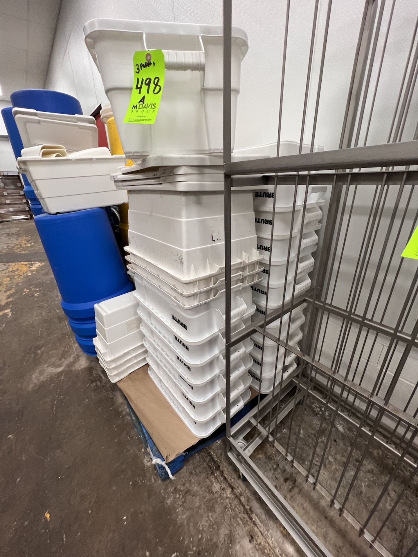 (3) PALLETS OF ASSORTED PLASTIC BINS, BRUTE TOTES WITH LIDS, GREIF BARRELS WITH METAL LOCK BANDS - Image 2 of 13