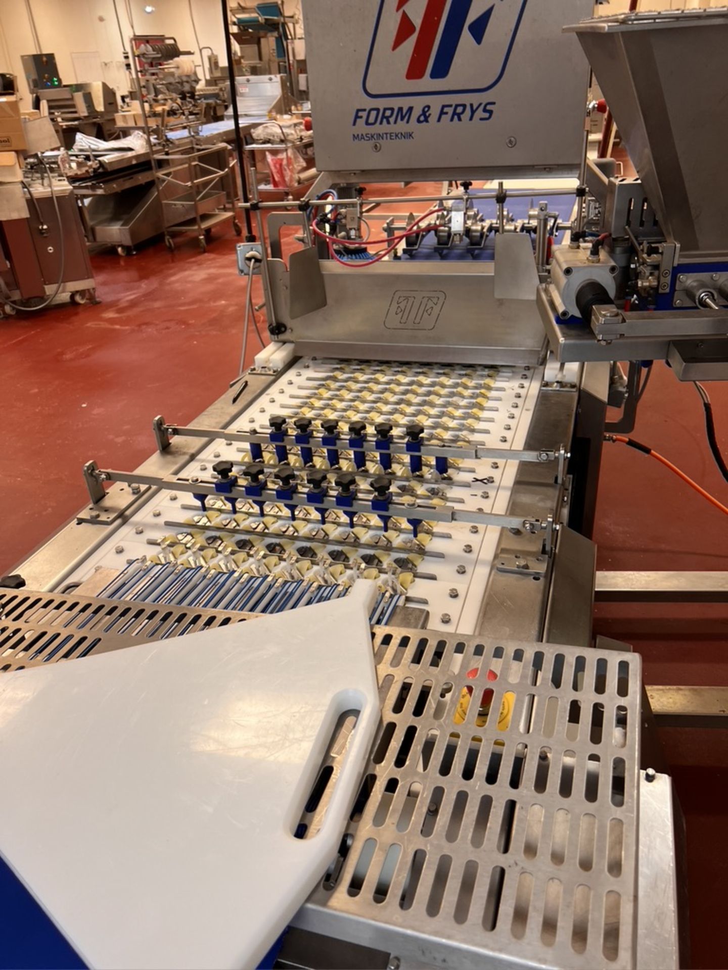 2018 FRY & FRY MASKINTEKNIK PASTRY FOLDING LINE, TYPE CHARLIE, S/N 18557, 220 VOLTS, 3 PHASE, - Image 6 of 15