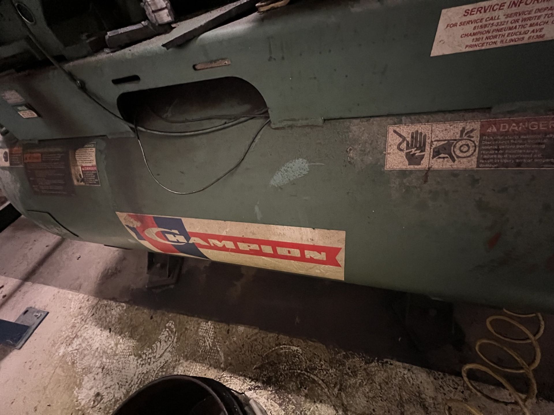 CHAMPION AIR COMPRESSOR, MODEL HR 5-1 (NOT CURRENTLY OPERATIONAL / NOT WORKING) - Image 6 of 13