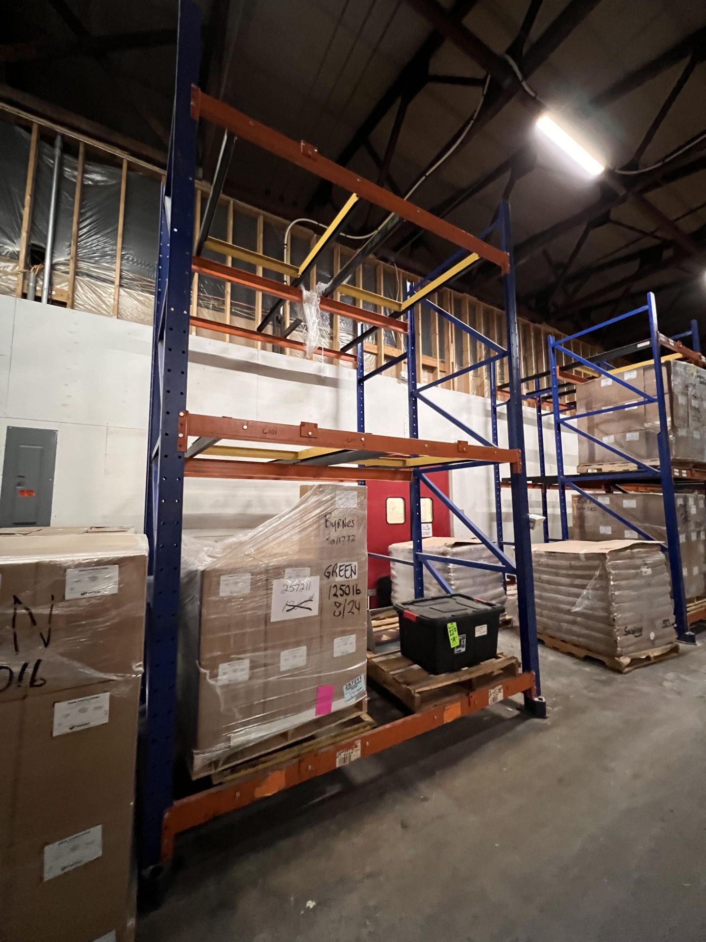 PUSHBACK STYLE PALLET RACKING, APPROX. (9) SECTIONS AND 13 UPRIGHTS, APPROX. 90 PALLET CAPACITY - Image 6 of 13