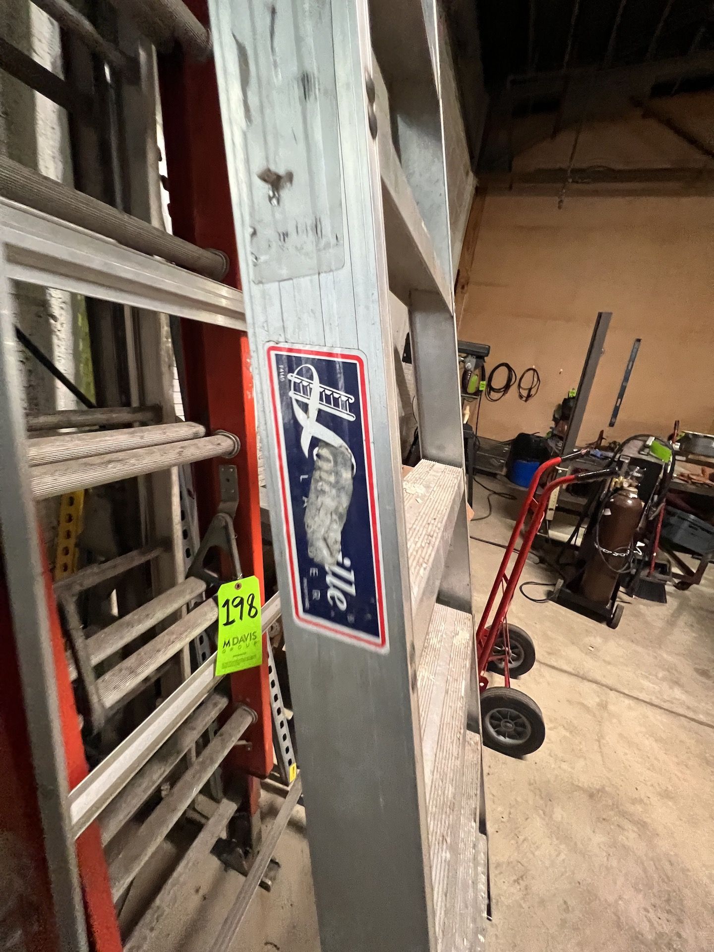 LOUISVILLE ALUMINUM LADDER - Bild 2 aus 3