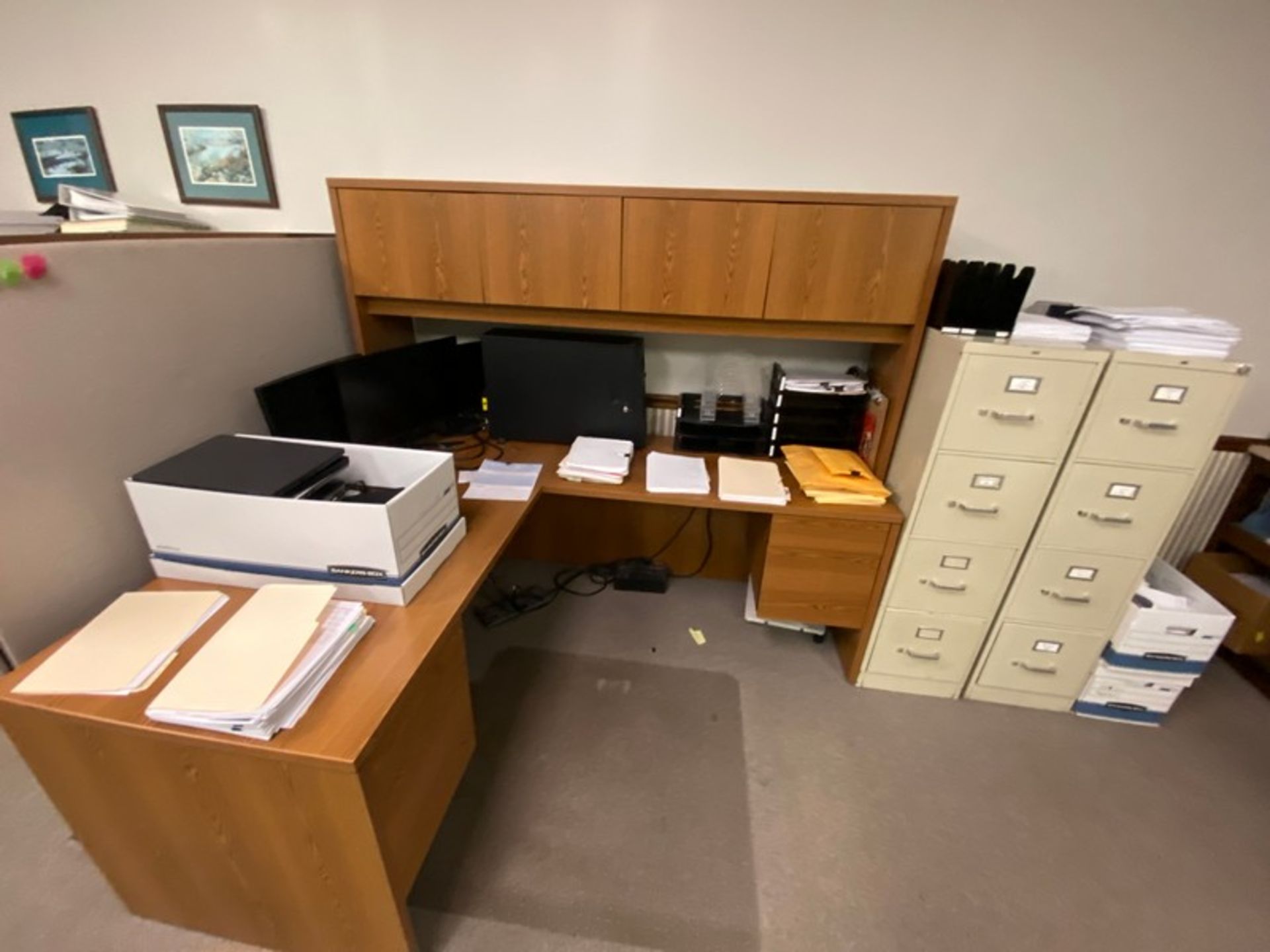 CONTENTS OF MIDDLE OFFICE AREA, INCLUDES FILING CABINETS, DESKS, CHAIRS, & OTHER PRESENT CONTENTS ( - Image 4 of 4