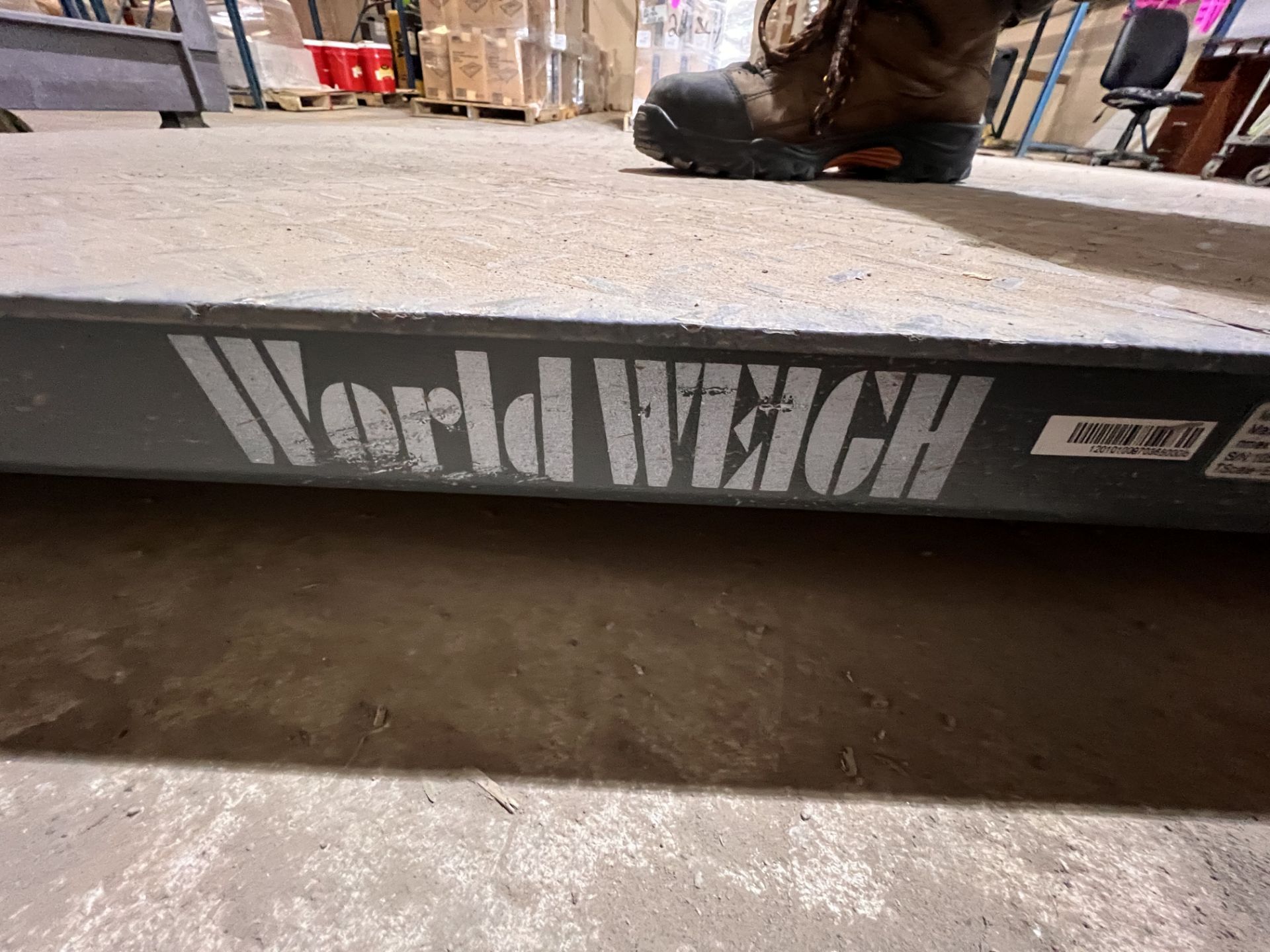 WORLD WEIGH PALLET SCALE WITH DIGITAL READOUT, MODEL TR1212, S/N 105110097036, 5,000 LB - Image 4 of 8