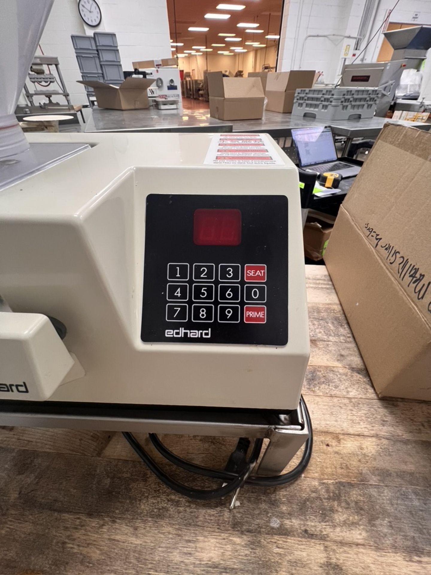 EDHARD COUNTERTOP POWER BASE FOR FILLER / DEPOSITOR, MODEL MKH, S/N 13972, WITH FOOT PEDAL, 120 V, - Image 3 of 9