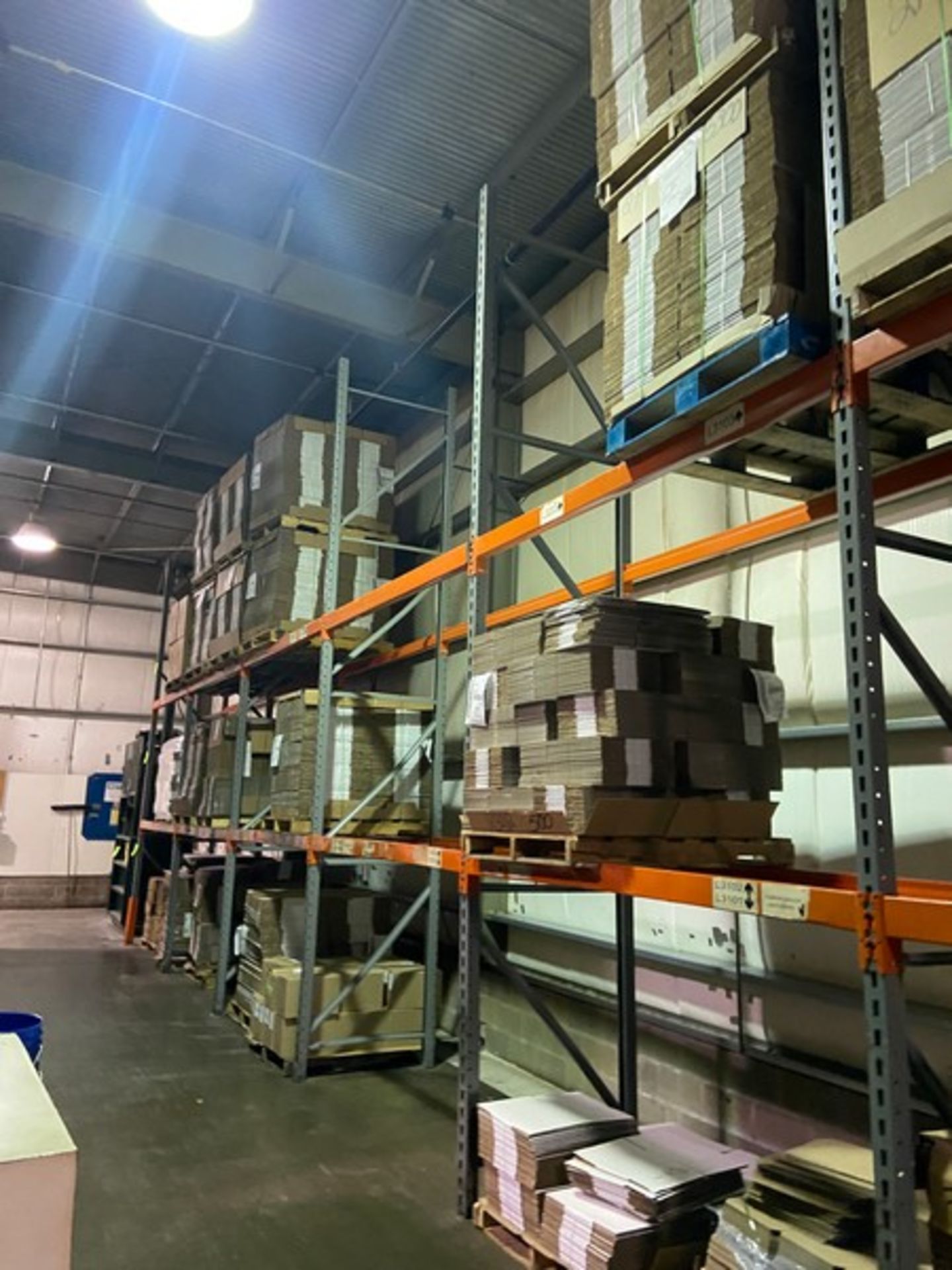 8-SECTIONS OF PALLET RACKING, INCLUDES UPRIGHTS & CROSS BEAMS (LOCATED IN HERMITAGE, PA) - Bild 2 aus 4