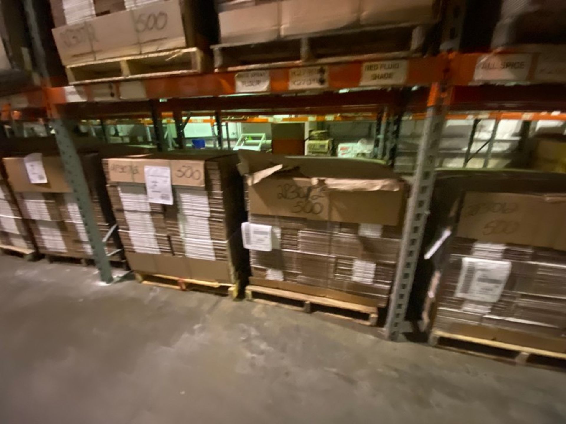 LOT OF ASSORTED CORRIGATED, CONTENTS OF MIDDLE SHELF OF PALLET RACKING (LOCATED IN HERMITAGE, PA) - Bild 3 aus 10