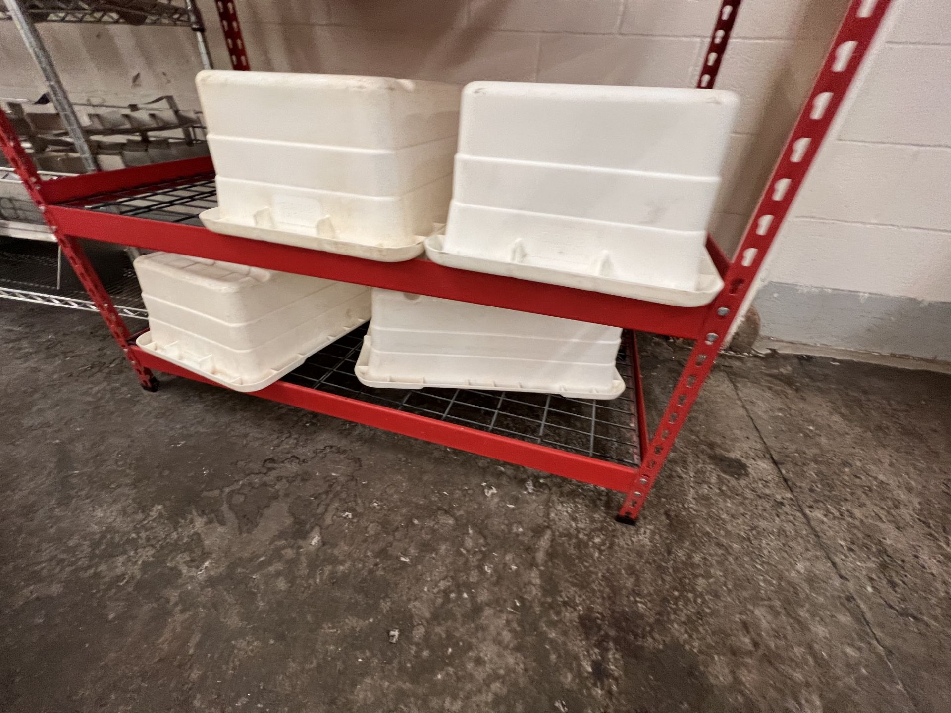 ASSORTED PLASTIC FOOD HANDLING EQUIPMENT, INCLUDES SCOOPS AND TOTES - Image 3 of 4