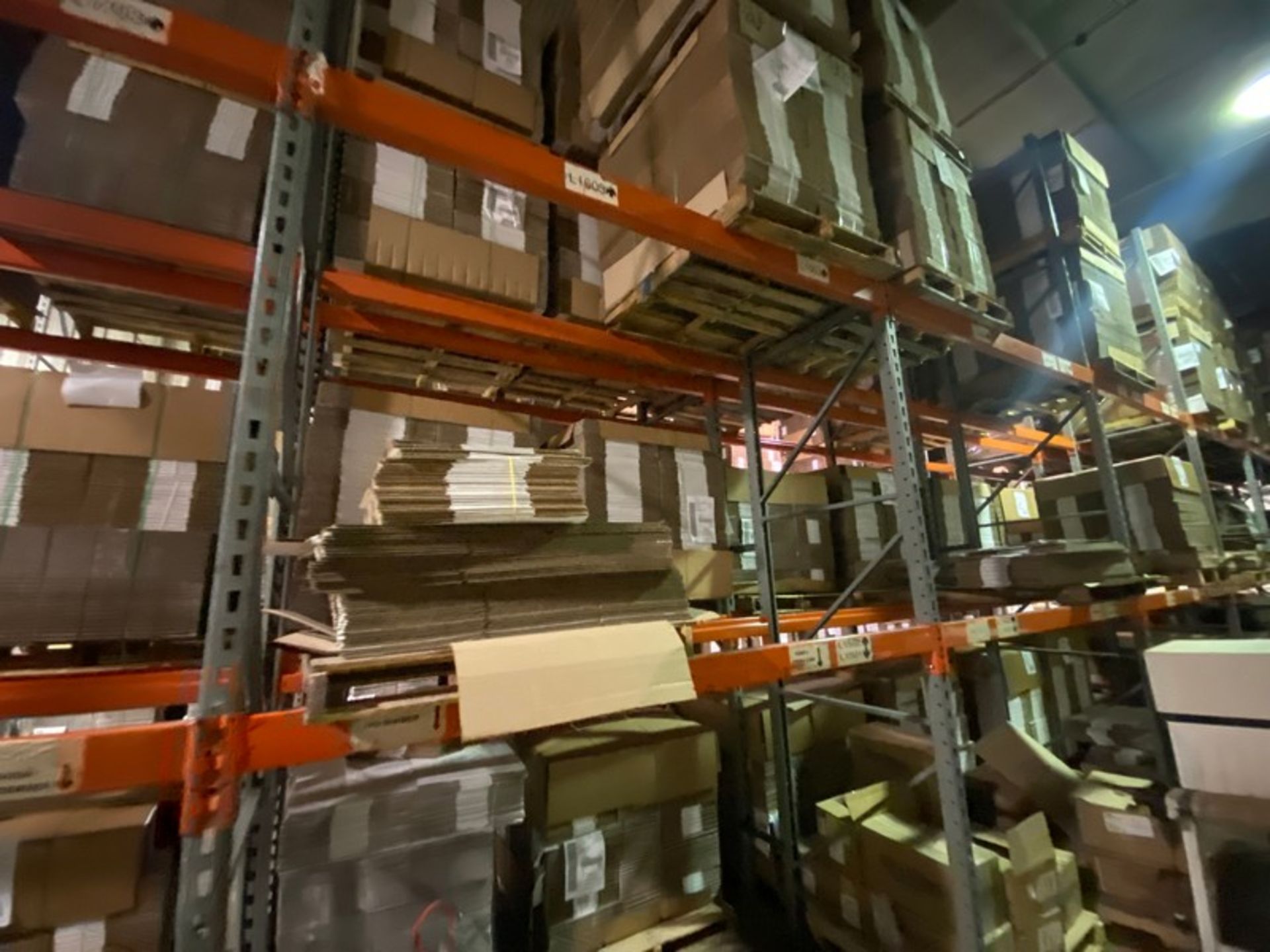 LOT OF ASSORTED CORRIGATED, CONTENTS OF MIDDLE SHELF OF PALLET RACKING (LOCATED IN HERMITAGE, PA) - Image 2 of 8
