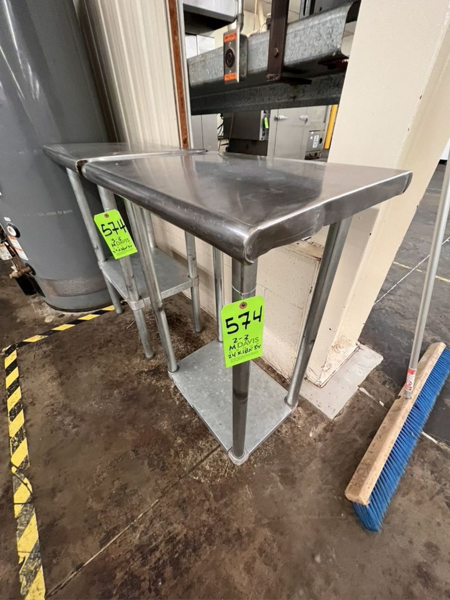 (3) S/S TABLES, APPROX. DIMS: 48 X 30 X 34, (2) 24 X 18 X 34 - Bild 4 aus 4