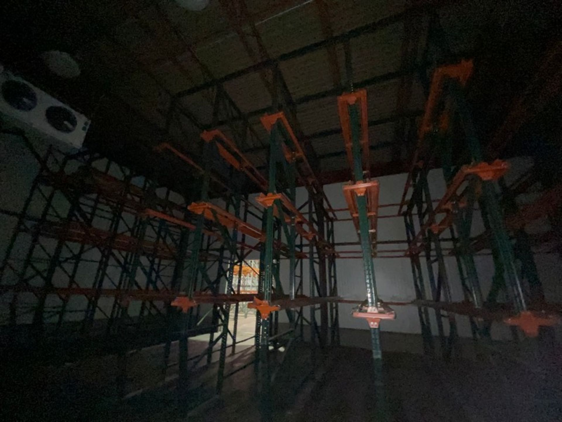 MULTIPLE SECTIONS OF 2-HIGH DRIVE IN PALLET RACKING, WITH UPRIGHTS (LOCATED IN HERMITAGE, PA) - Bild 2 aus 3