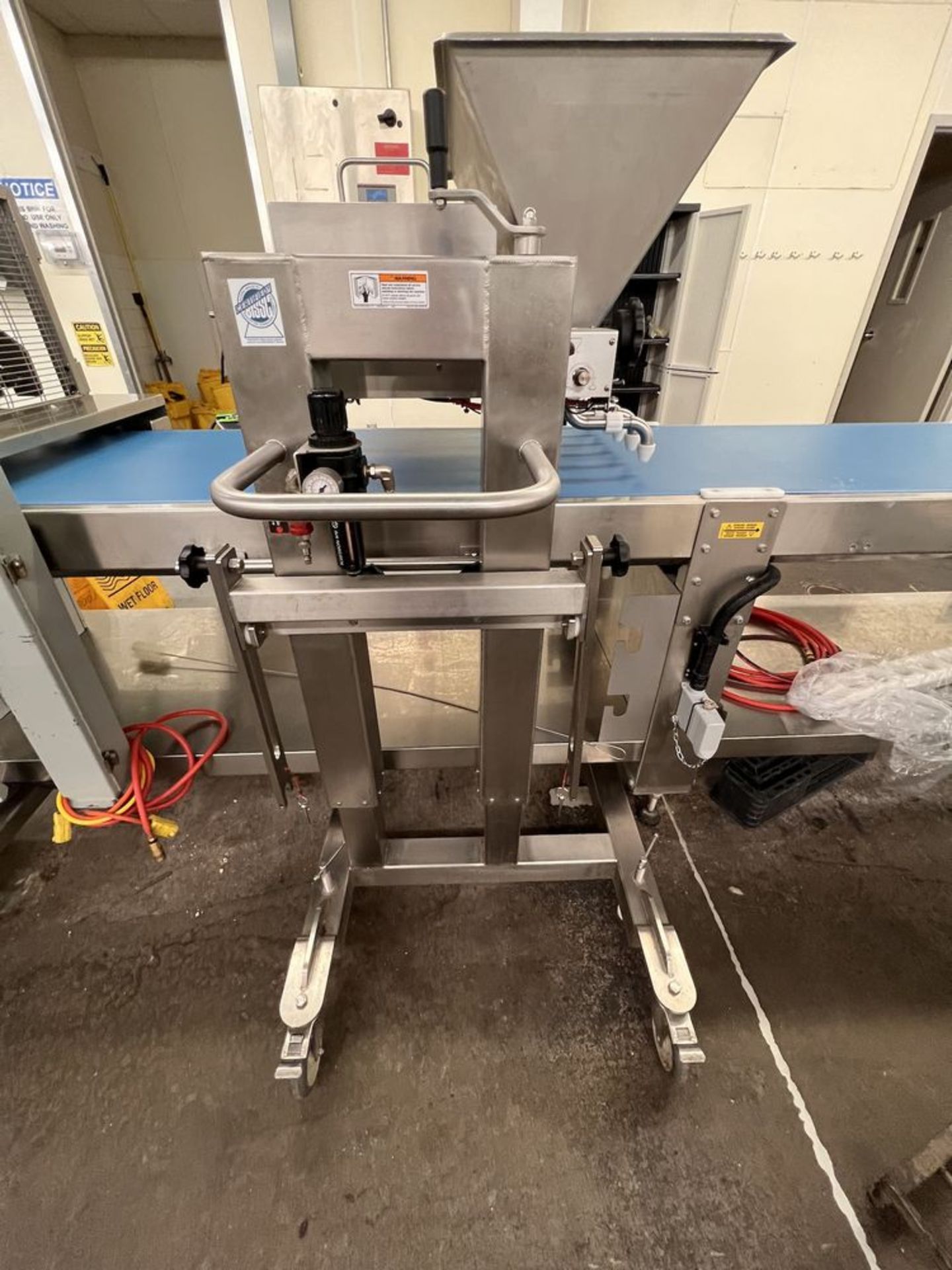 BULK BID FOR POLIN / UNIFILLER COMPLETE COOKIE SANDWICH LINE, INCLUDES LOTS 522-525, SUBJECT TO - Image 21 of 48