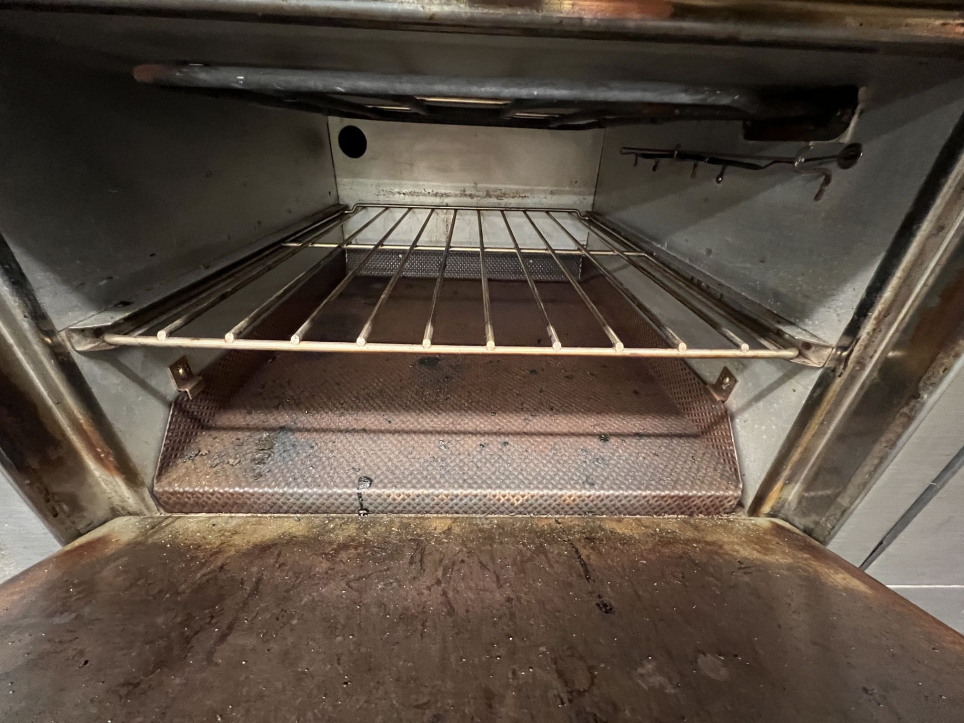 HOBART S/S OVEN, MODEL CN-40, S/N 480N016-C10, APPROX. 24 IN. W X 26 IN. D480, 1 PHASE - Image 5 of 11