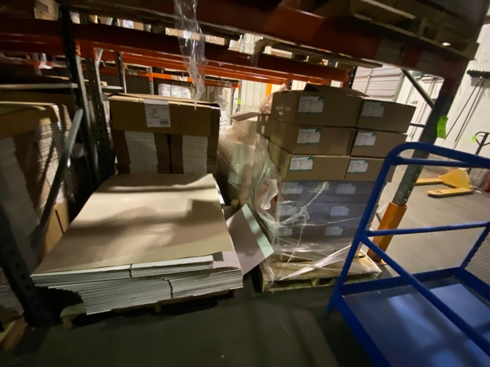 LOT OF ASSORTED CORRIGATED, CONTENTS OF BOTTOM SHELF OF PALLET RACKING (LOCATED IN HERMITAGE, PA)