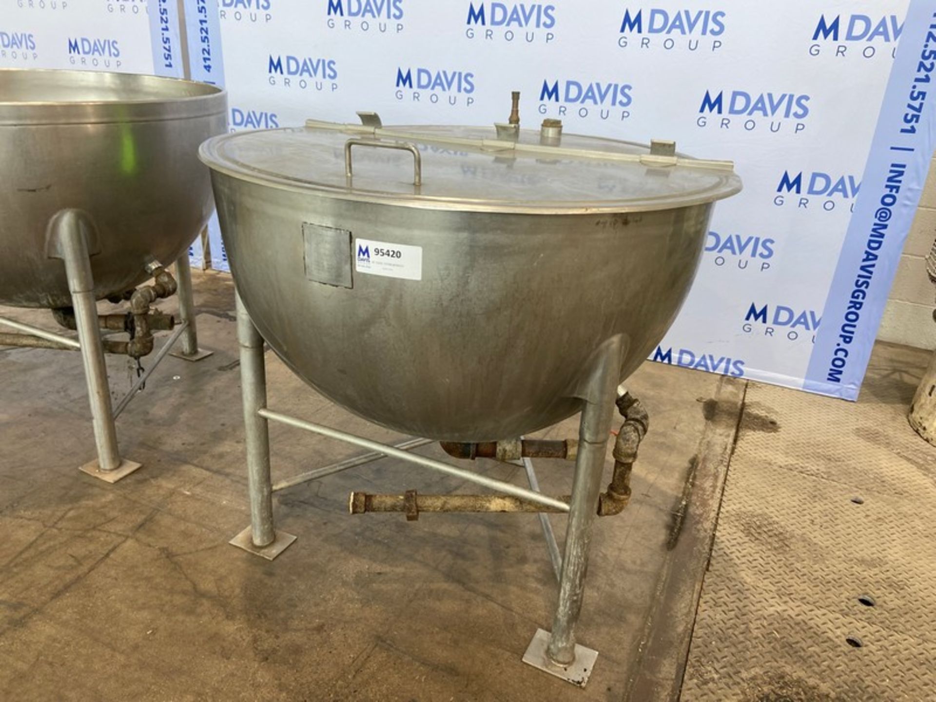 Groen 60 Gal. S/S Kettle, M/N GN 60 SP, S/N 34976A, Working Pressure 100 PSI, Mounted on S/S Legs (