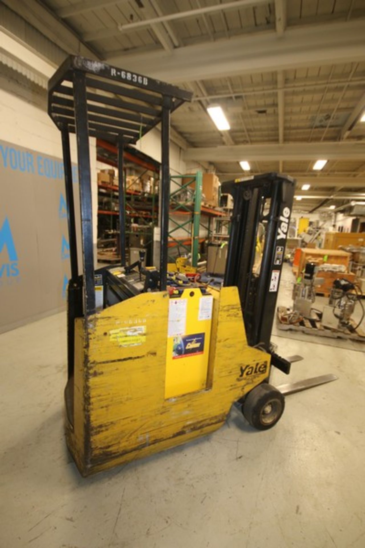 Yale 3,000 lb 24 Volt Stand Up Electric Forklift, Model ESCO30ABN24TE077 SN A824N06856v, 172" Max - Image 2 of 7