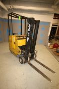 Yale 3,000 lb 24 Volt Stand Up Electric Forklift, Model ESCO30ABN24TE077 SN A824N06856v, 172" Max