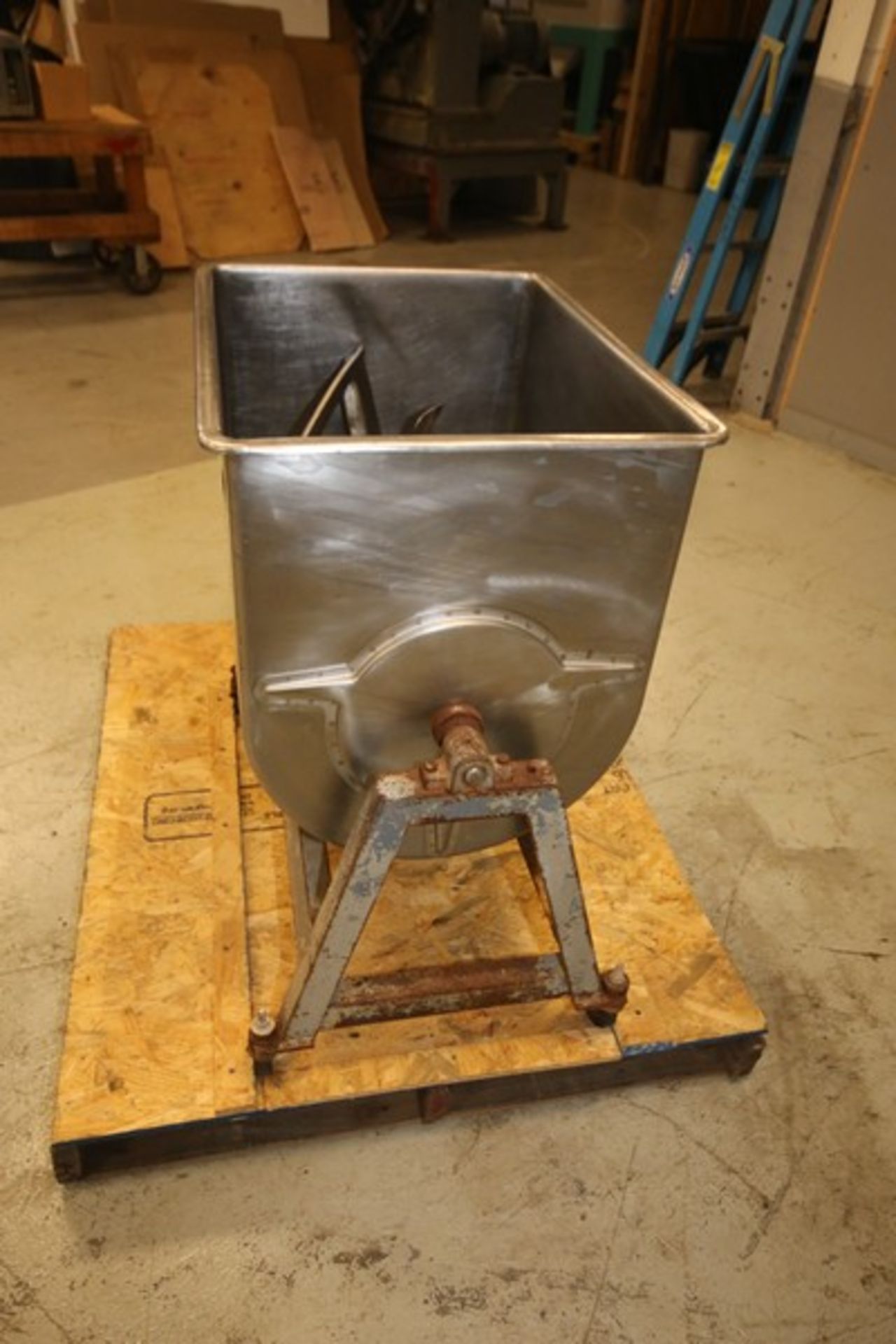 Aprox. 26" L x 19" W x 22" D S/S Ribbon Blender - Image 5 of 6