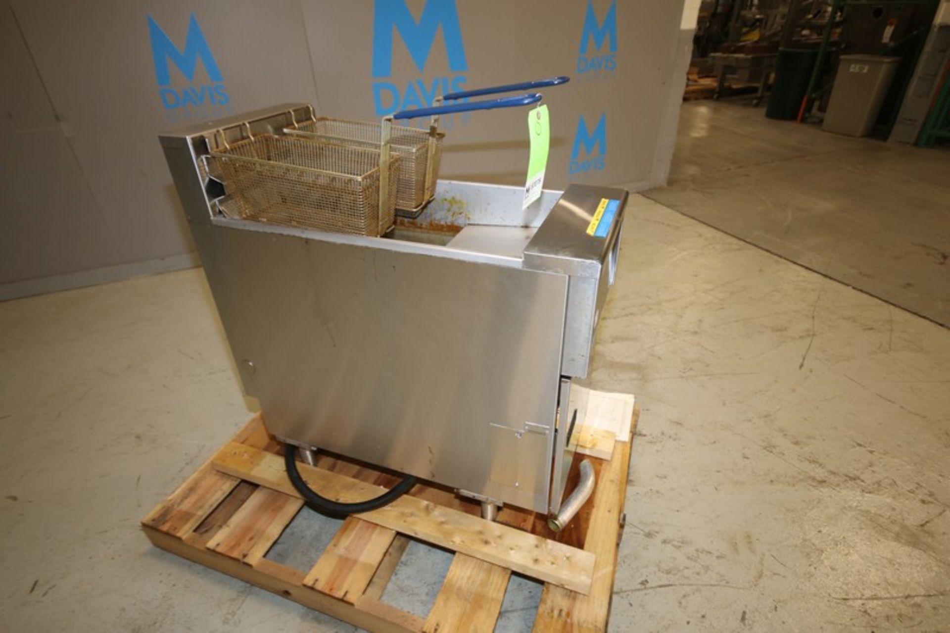 Pitco S/S Electric Fryer, Model SE14-S, SN E035586 - Image 3 of 8