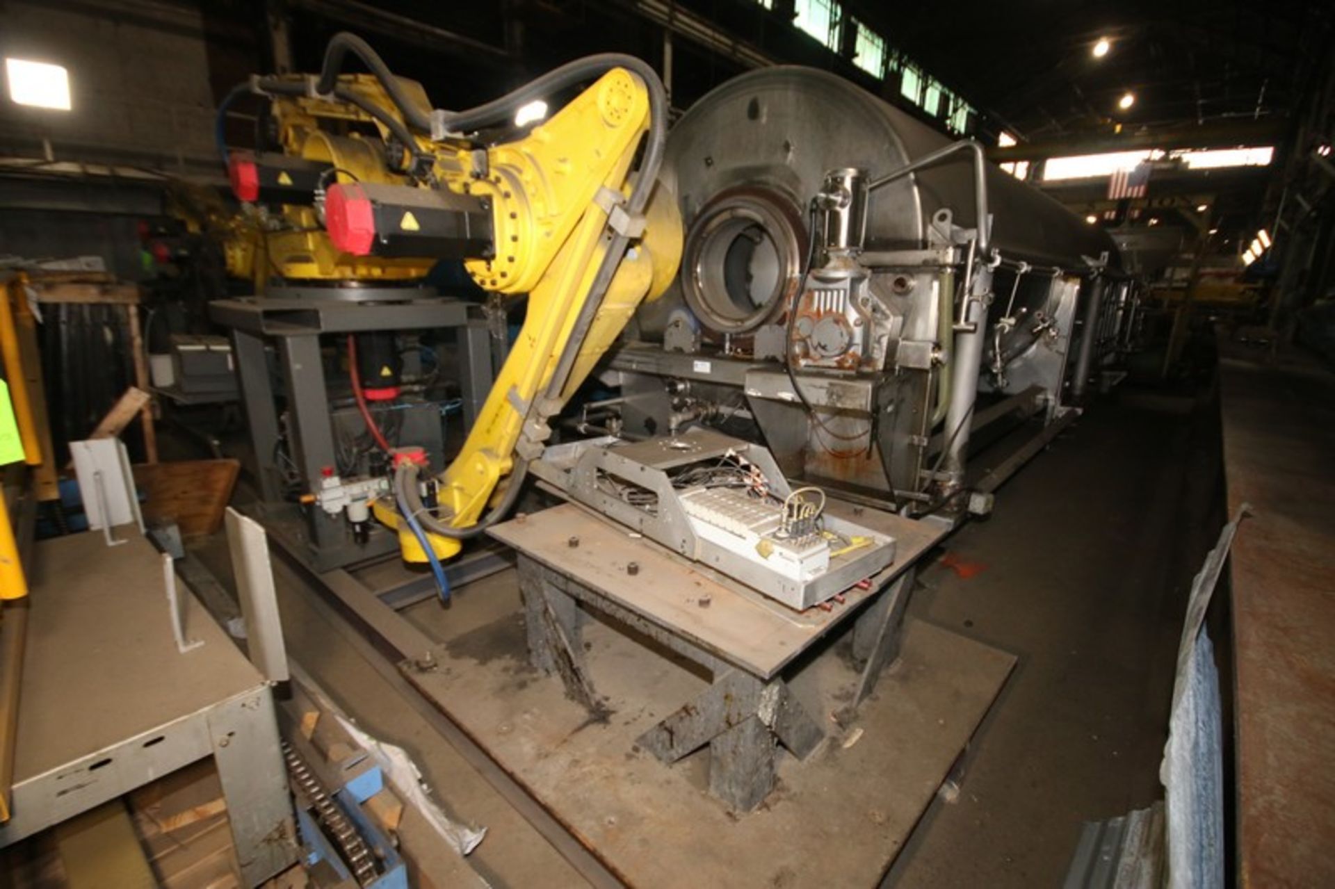 Fanuc Robot, Model M10i HS, with Controller, Mounted on I Beam Frame, with Security Fence(INV#88362) - Bild 2 aus 8