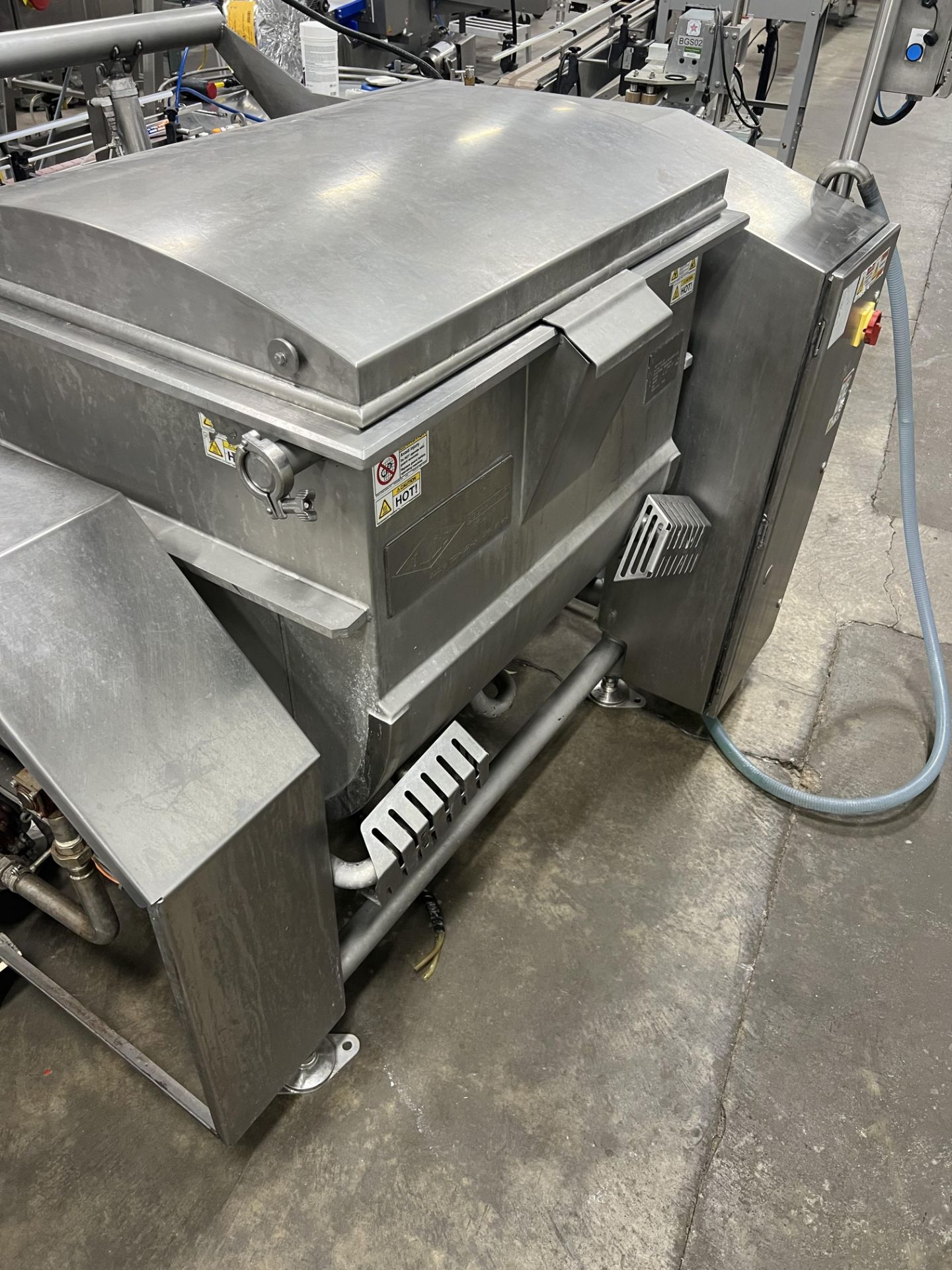 2016 TUCS 100 Gallon Tilting Kettle with Scrapper Blades, Model TECV-100t-SP - Image 2 of 3