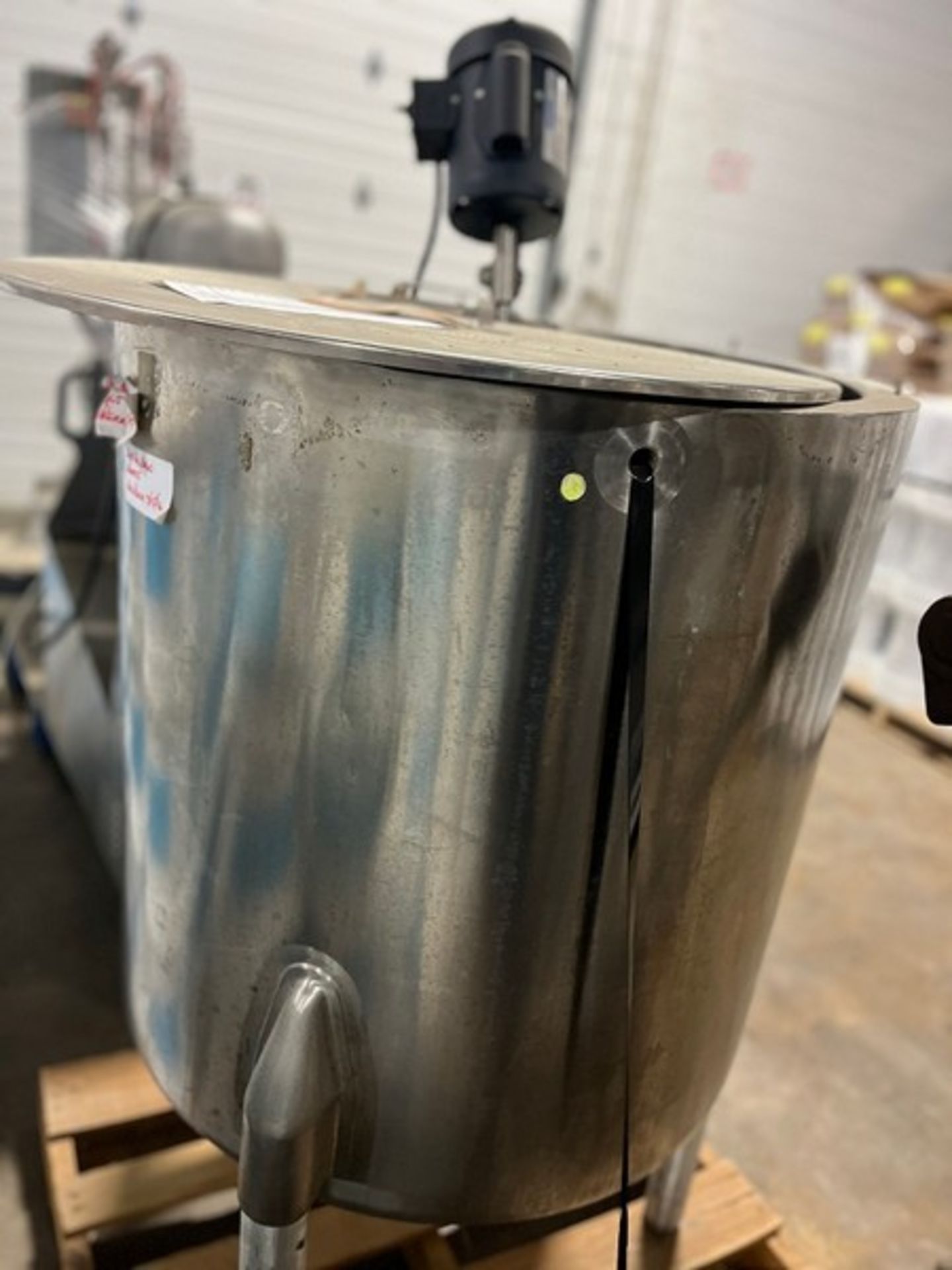 Used 60 gallon stainless steel jacketed mix tank. Perma San Model 60 JOVS. Open top. Flat sloping