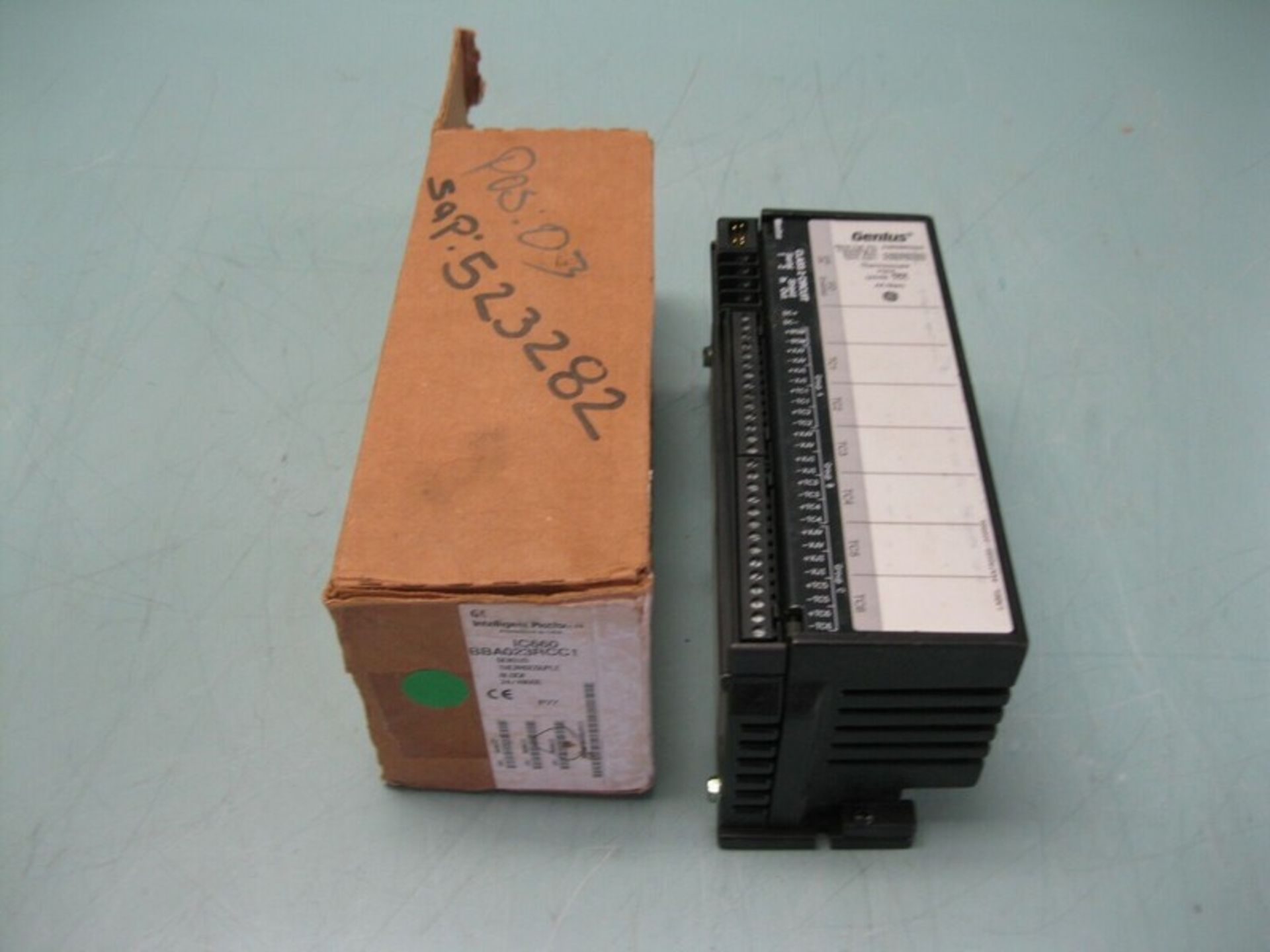 Lot of (8) GE FANUC Genius IC660BBA023 Thermocouple Input (Located Springfield, NH)(Handling Fee $ - Image 3 of 8