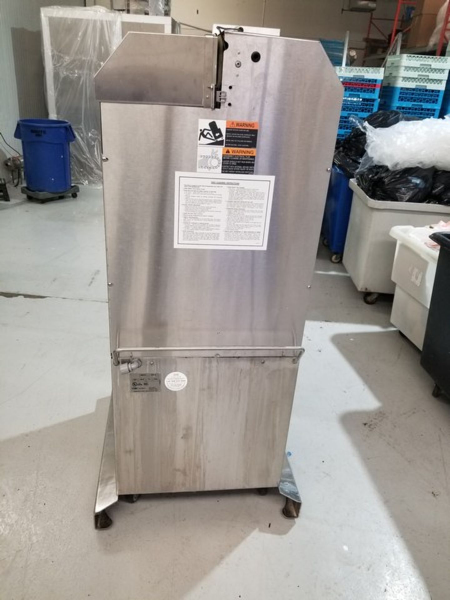 JBT automatic "Fresh n Squeeze" citrus press 120v M#pos-1 73009512 (Located Mississauga, Ontario, - Image 2 of 7