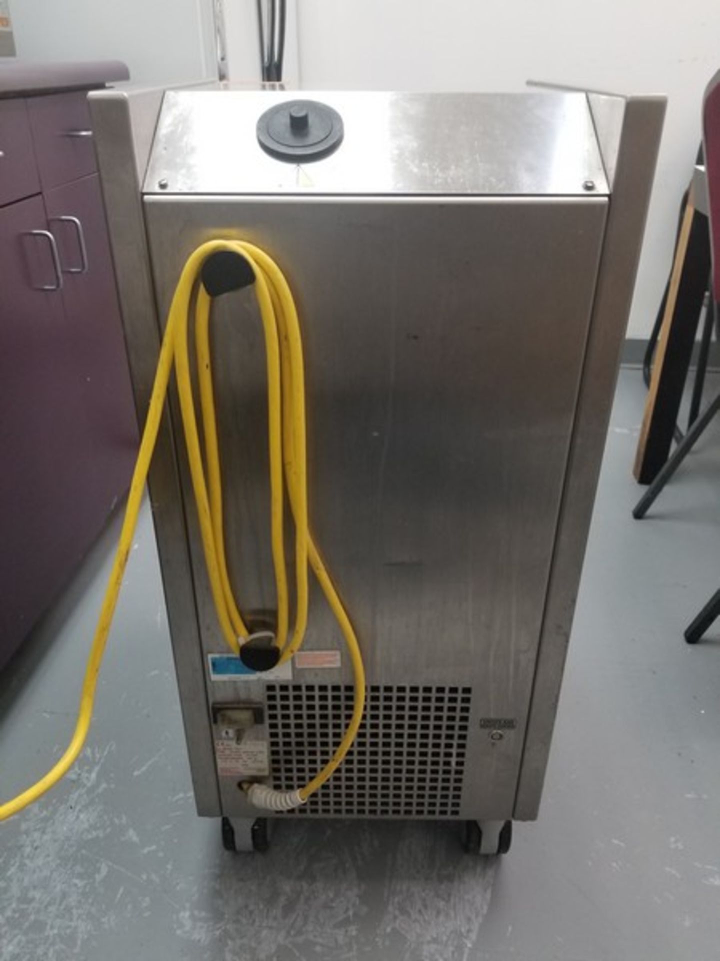 Jostra HCU20 Medical Heater/ Cooler/ Chiller unit 120v (Loading Fee $25) - Image 2 of 5