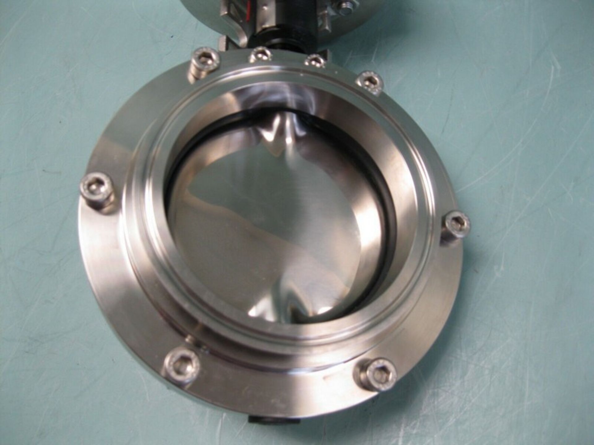4" GEA SS Type 7300 Sanitary Butterfly Valve W/TA1 Control Top (Located Springfield, NH)(Handling - Image 4 of 8