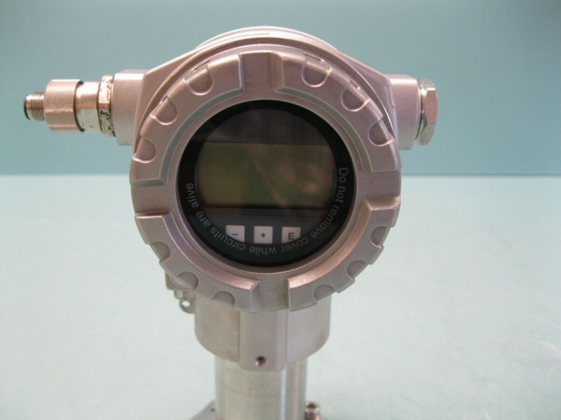 Endress Hauser PMC71-1T9E4/0 Cerabar S Pressure Transmitter (Located Springfield, NH)(Handling - Image 3 of 5